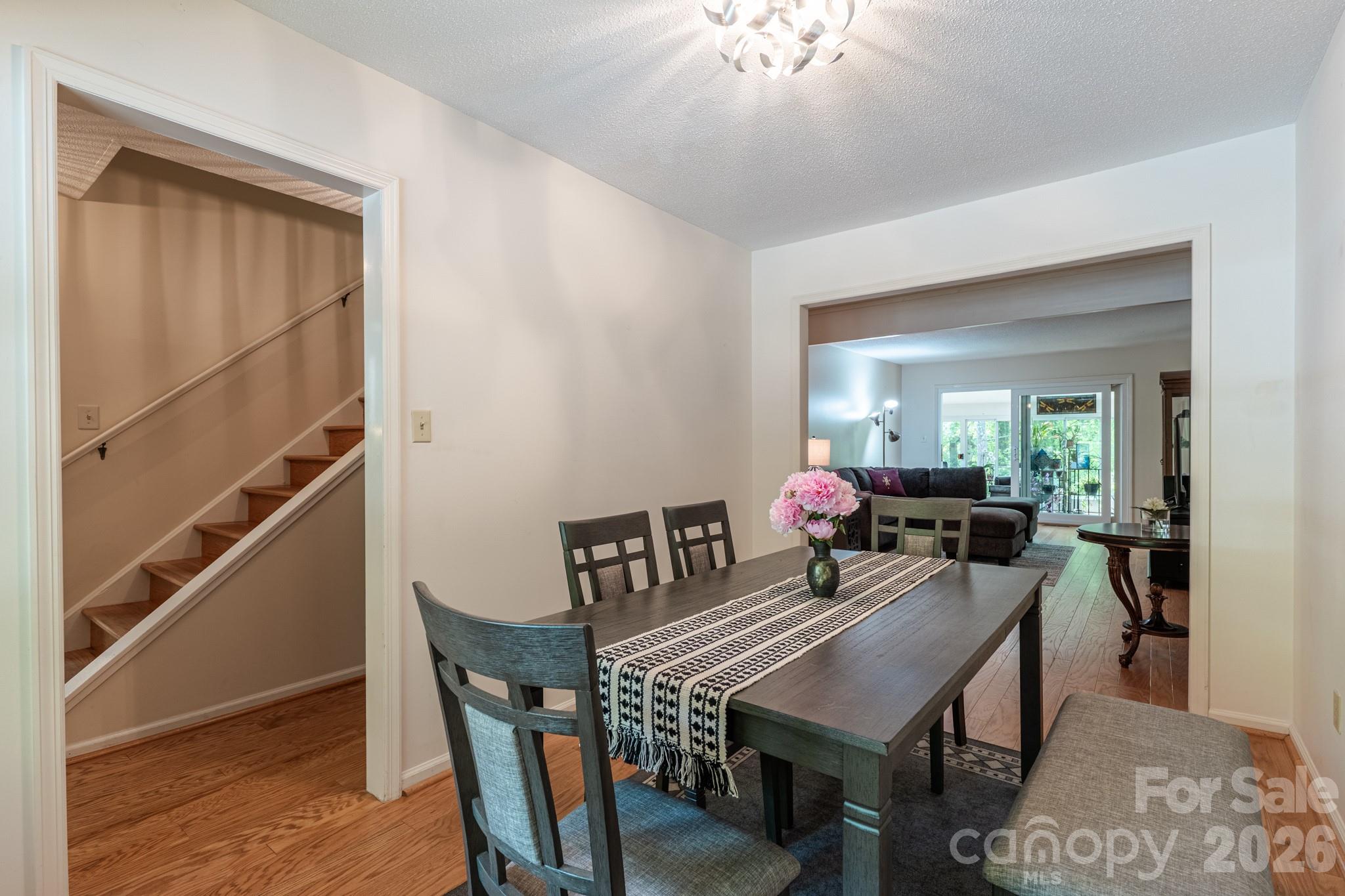 12 Pencross Circle — Etowah