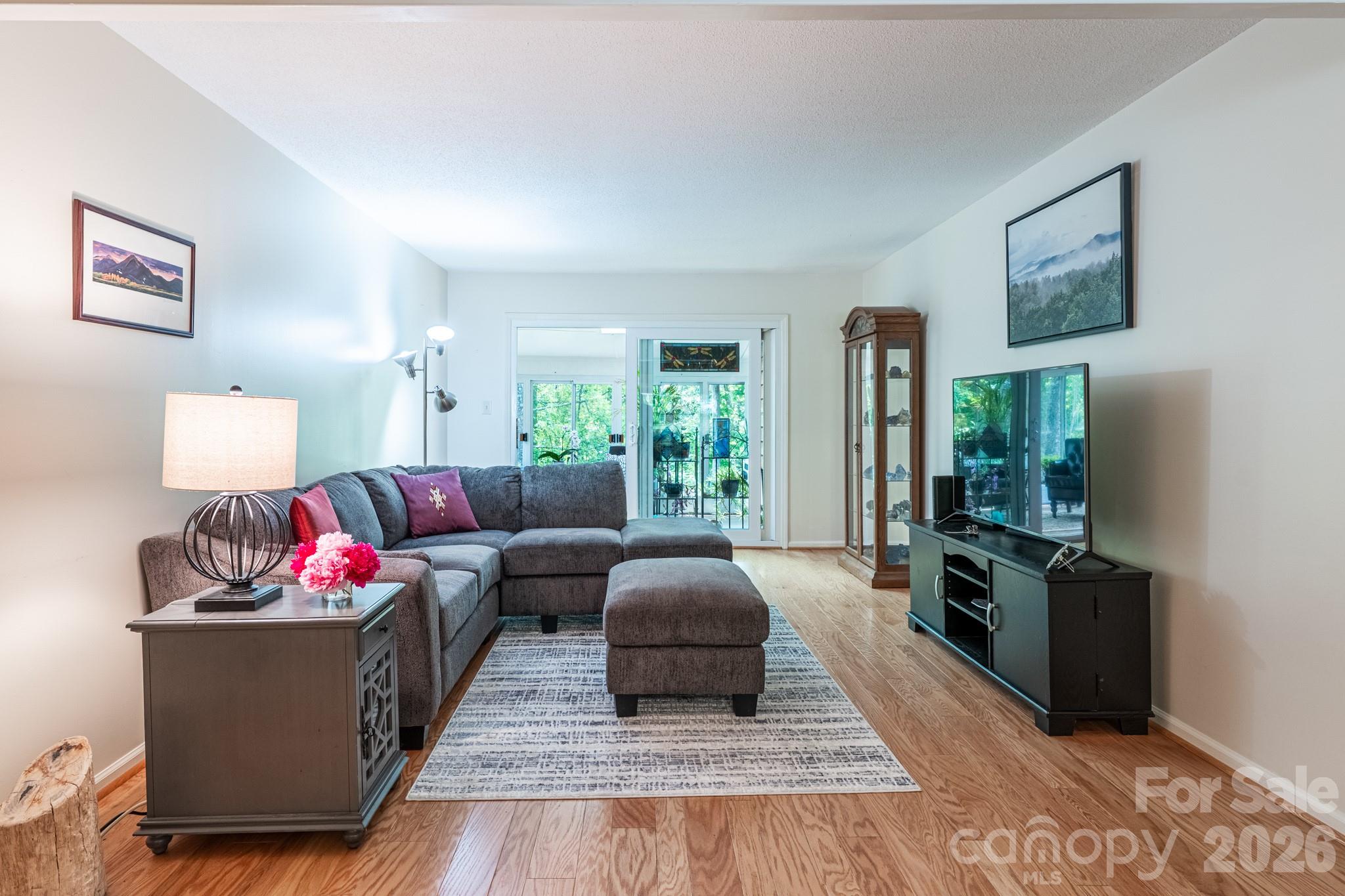 12 Pencross Circle — Etowah