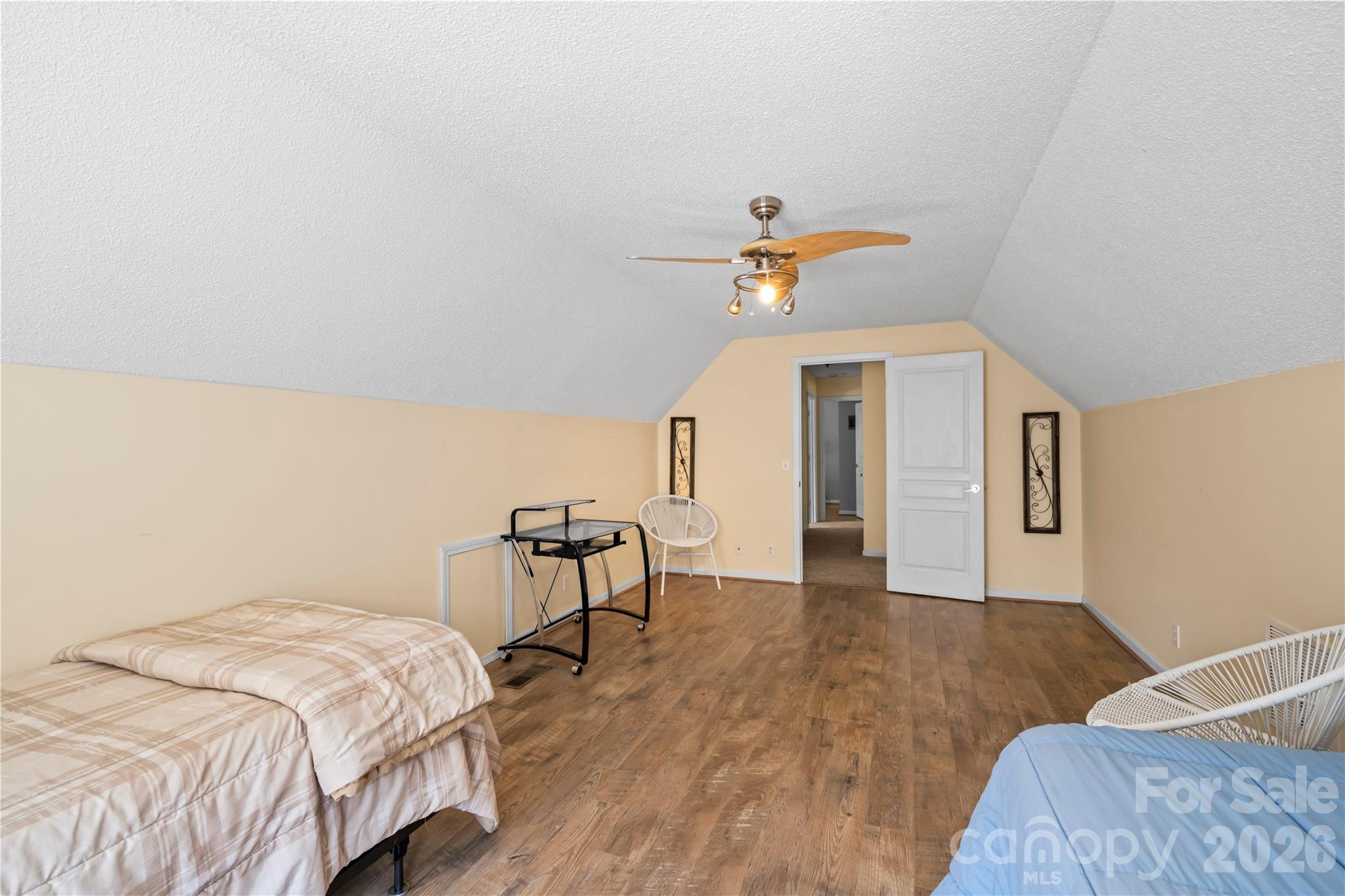 27 Sunview Circle — Arden