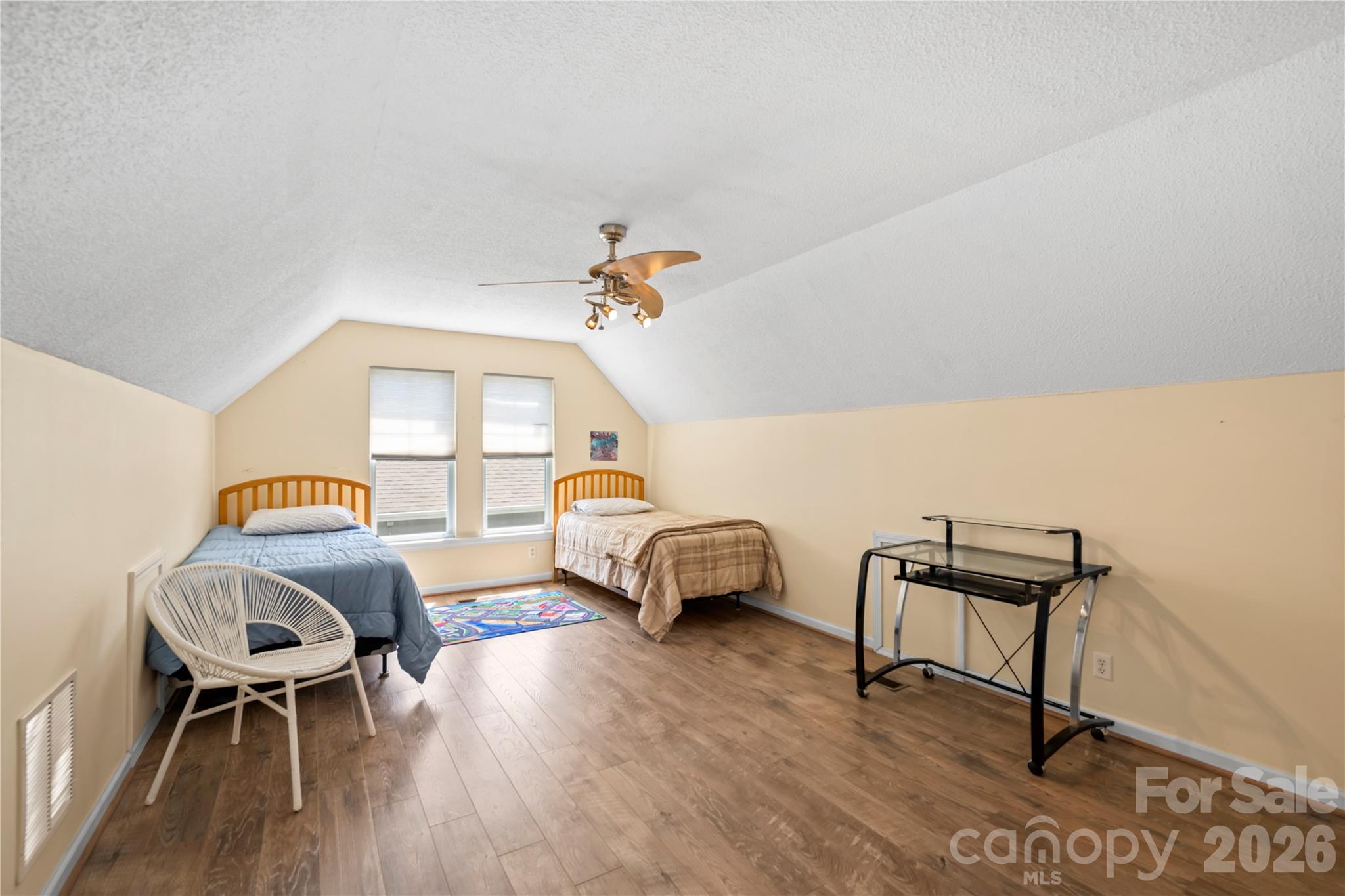 27 Sunview Circle — Arden