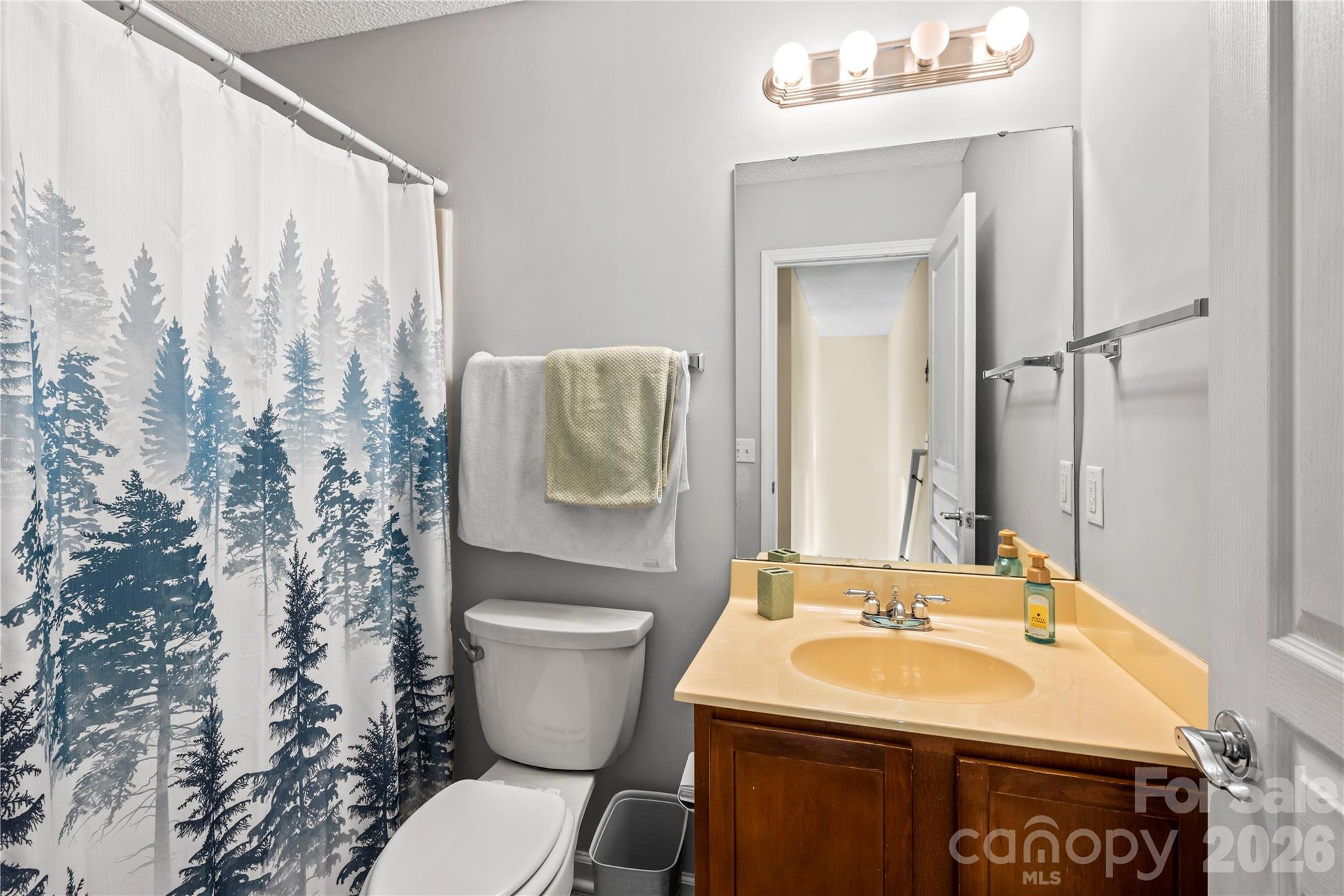 27 Sunview Circle — Arden