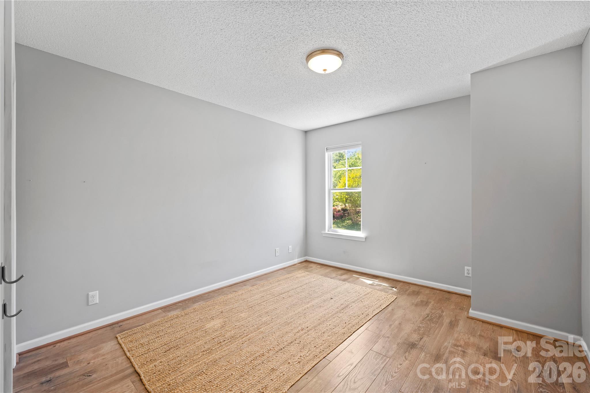27 Sunview Circle — Arden