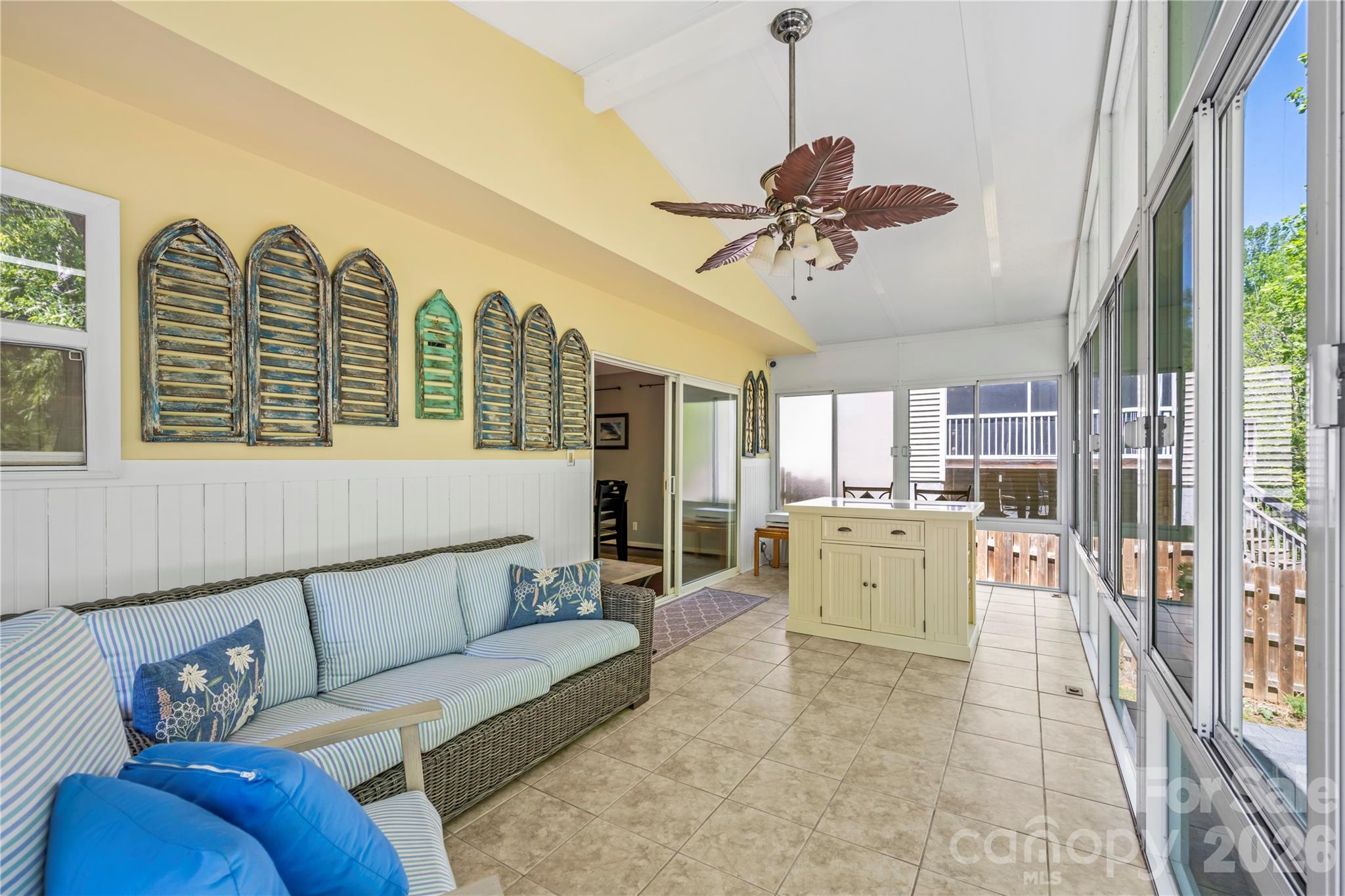 27 Sunview Circle — Arden