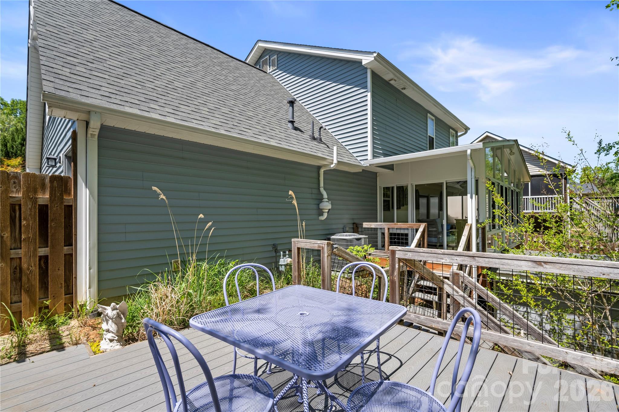27 Sunview Circle — Arden