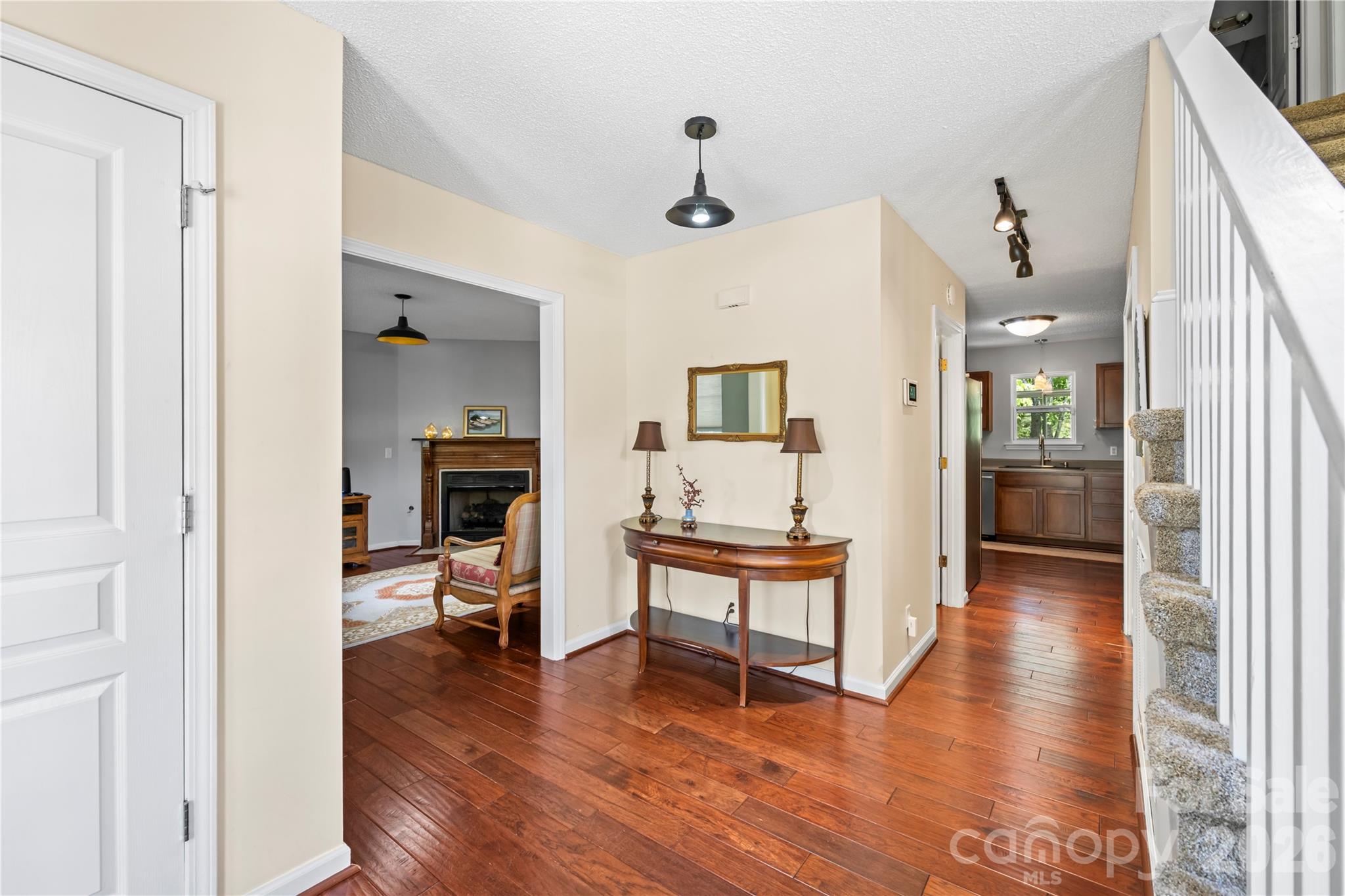 27 Sunview Circle — Arden