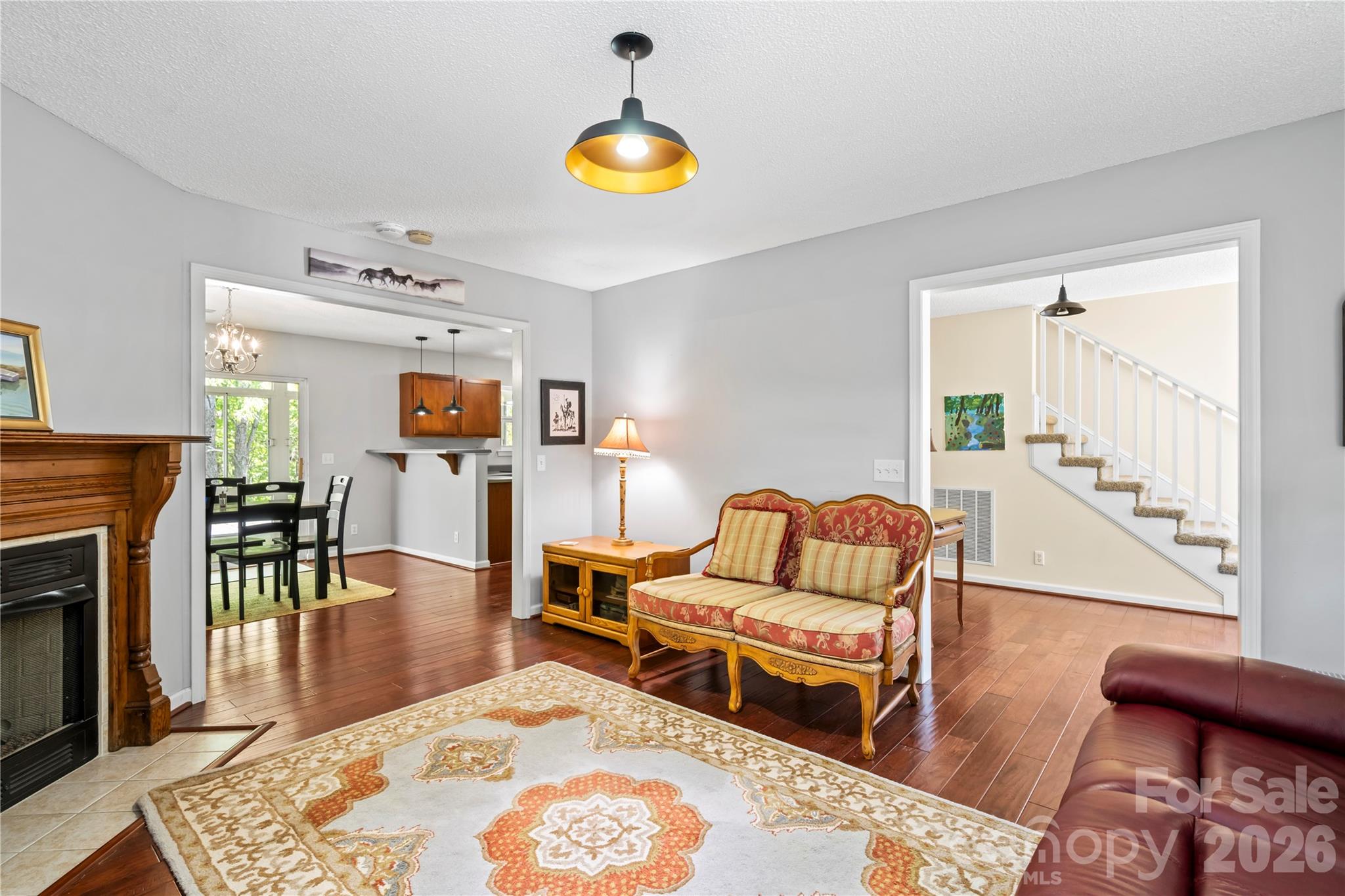 27 Sunview Circle — Arden