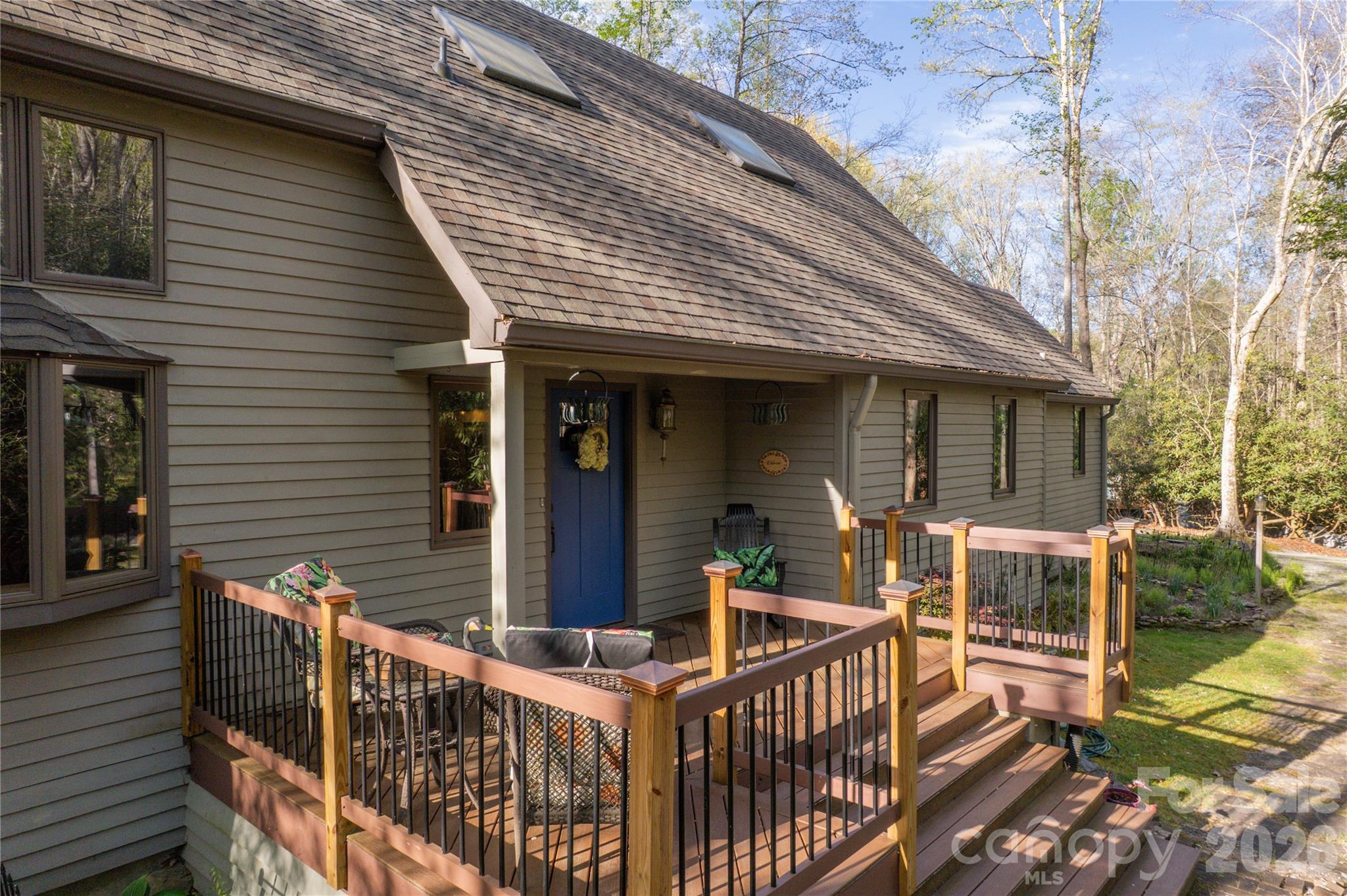70 Aberdeen Lane — Pisgah Forest