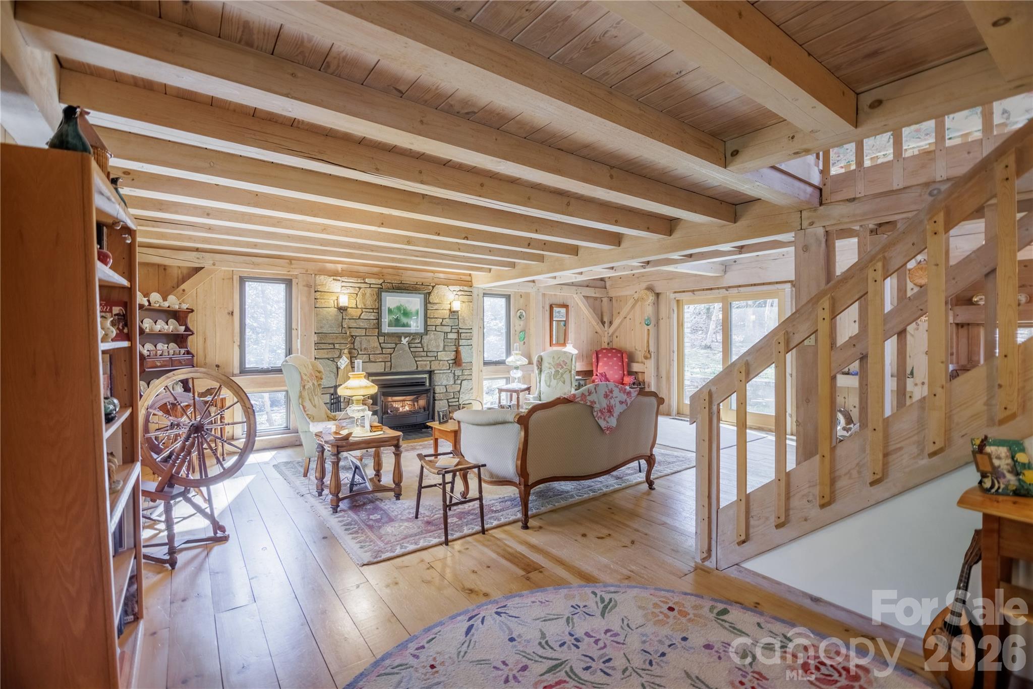 70 Aberdeen Lane — Pisgah Forest