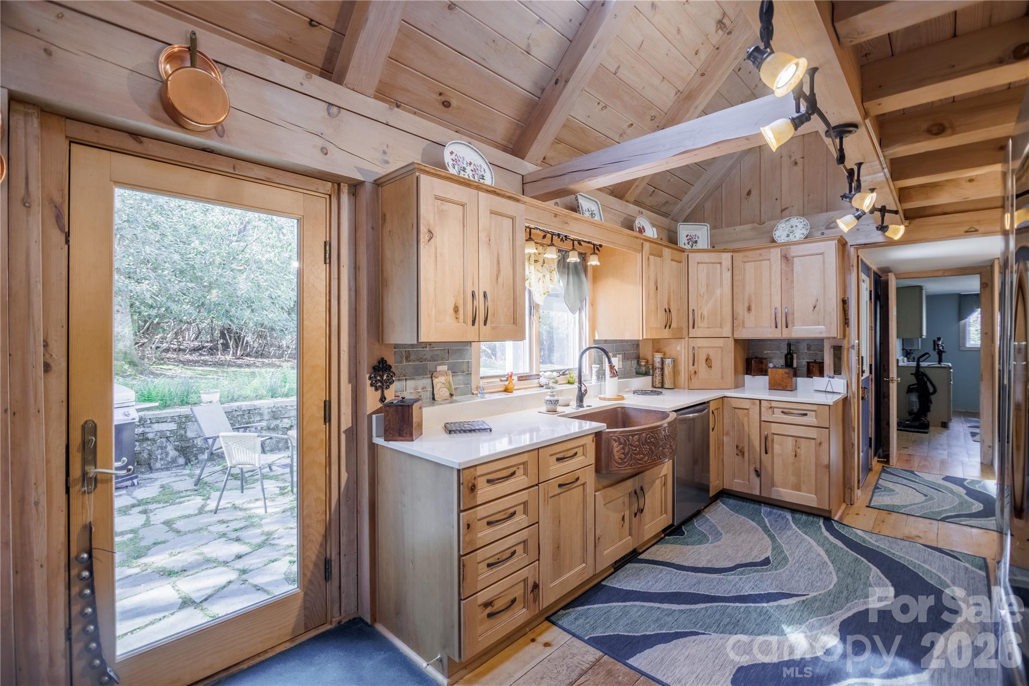 70 Aberdeen Lane — Pisgah Forest