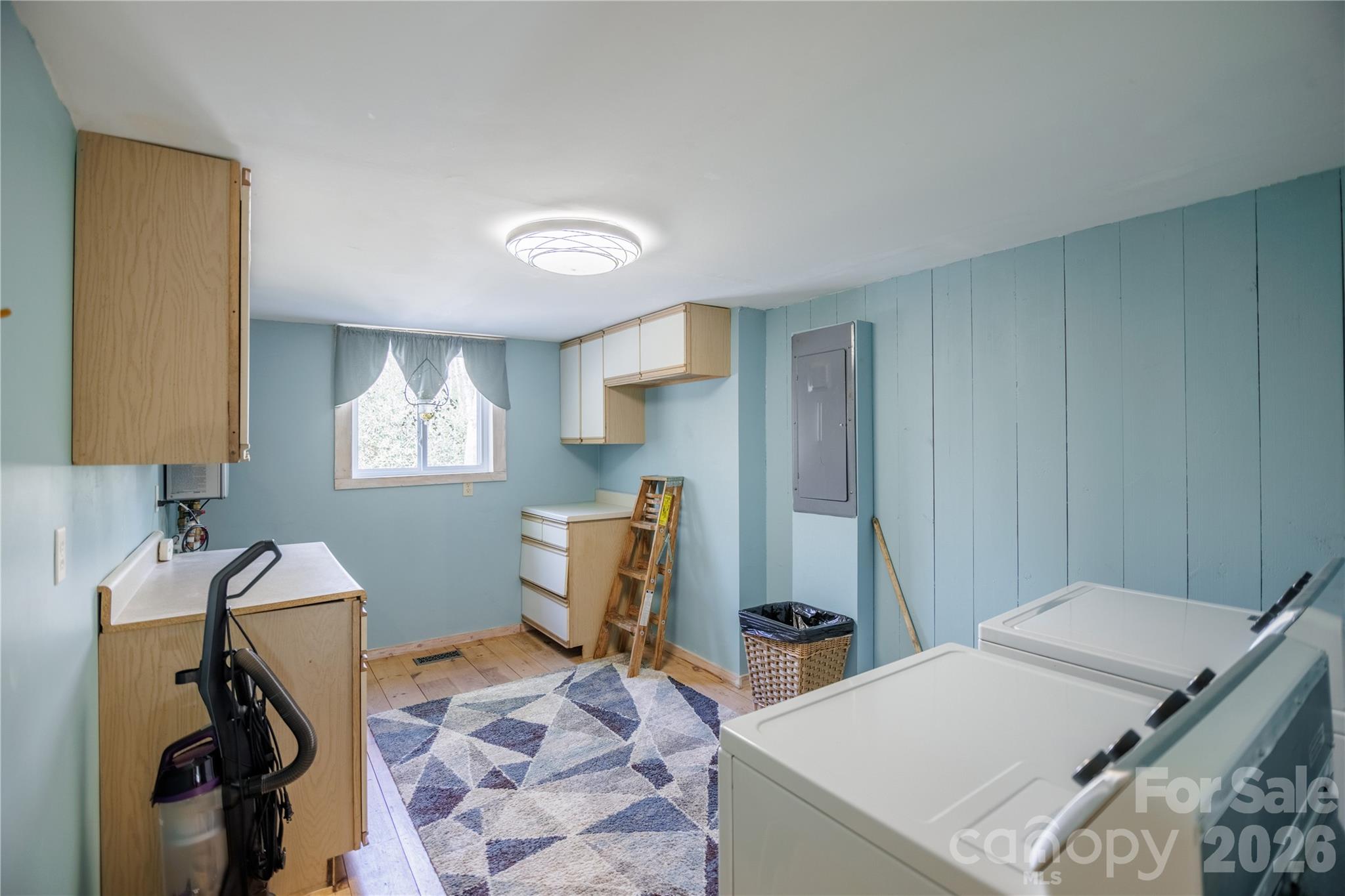 70 Aberdeen Lane — Pisgah Forest