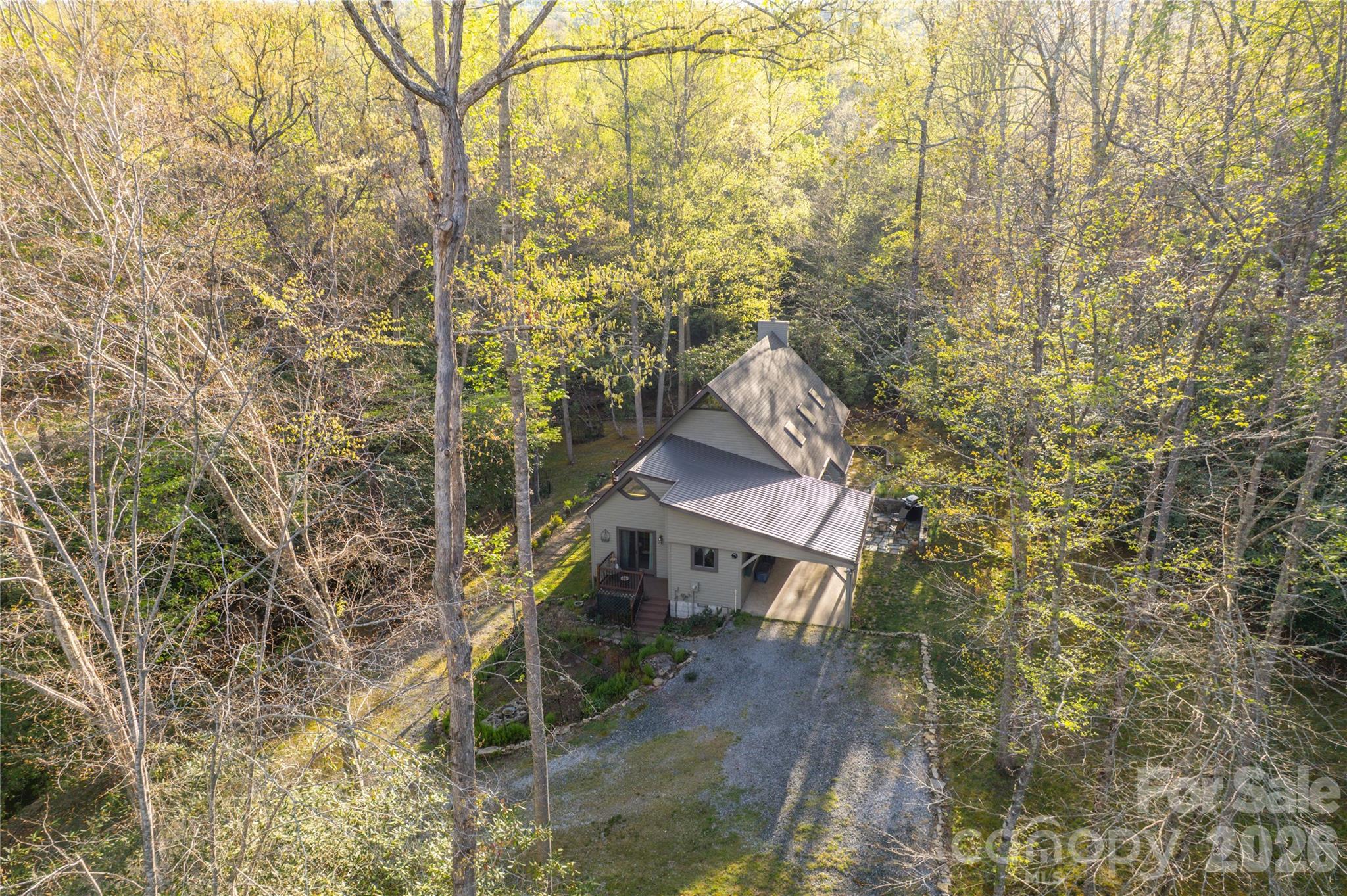70 Aberdeen Lane — Pisgah Forest