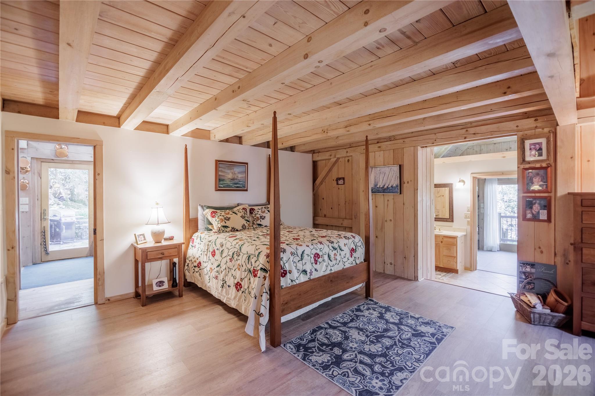 70 Aberdeen Lane — Pisgah Forest