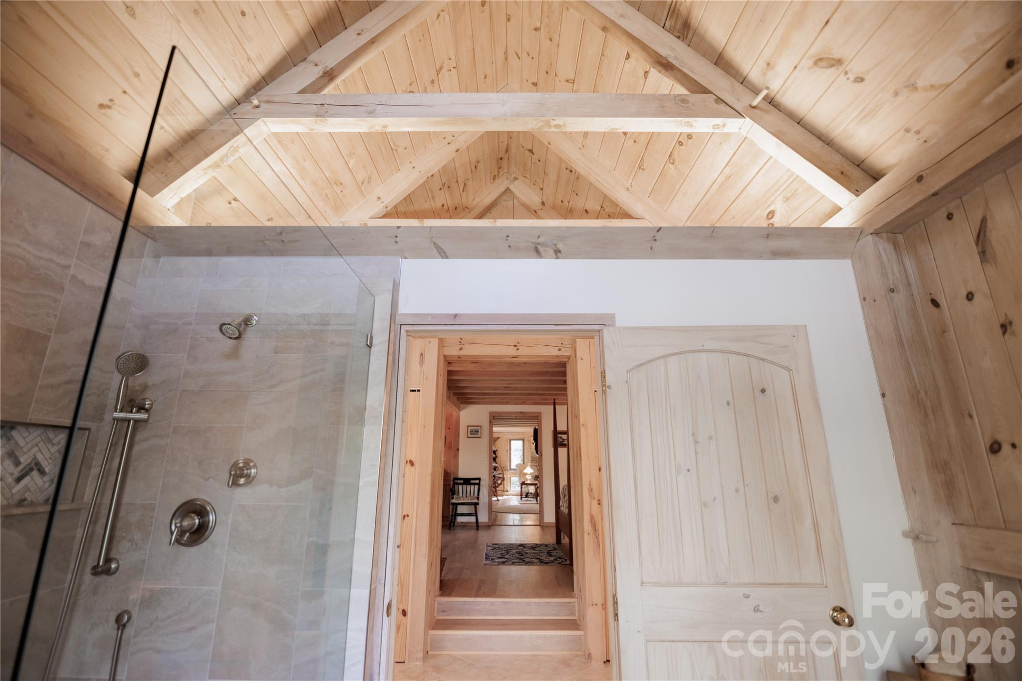70 Aberdeen Lane — Pisgah Forest