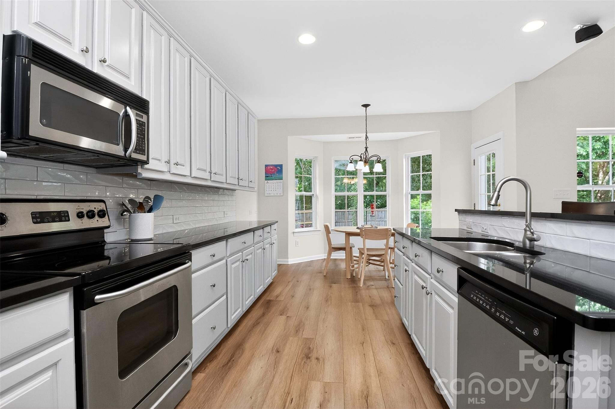 10713 Huntington Meadow Lane — Charlotte