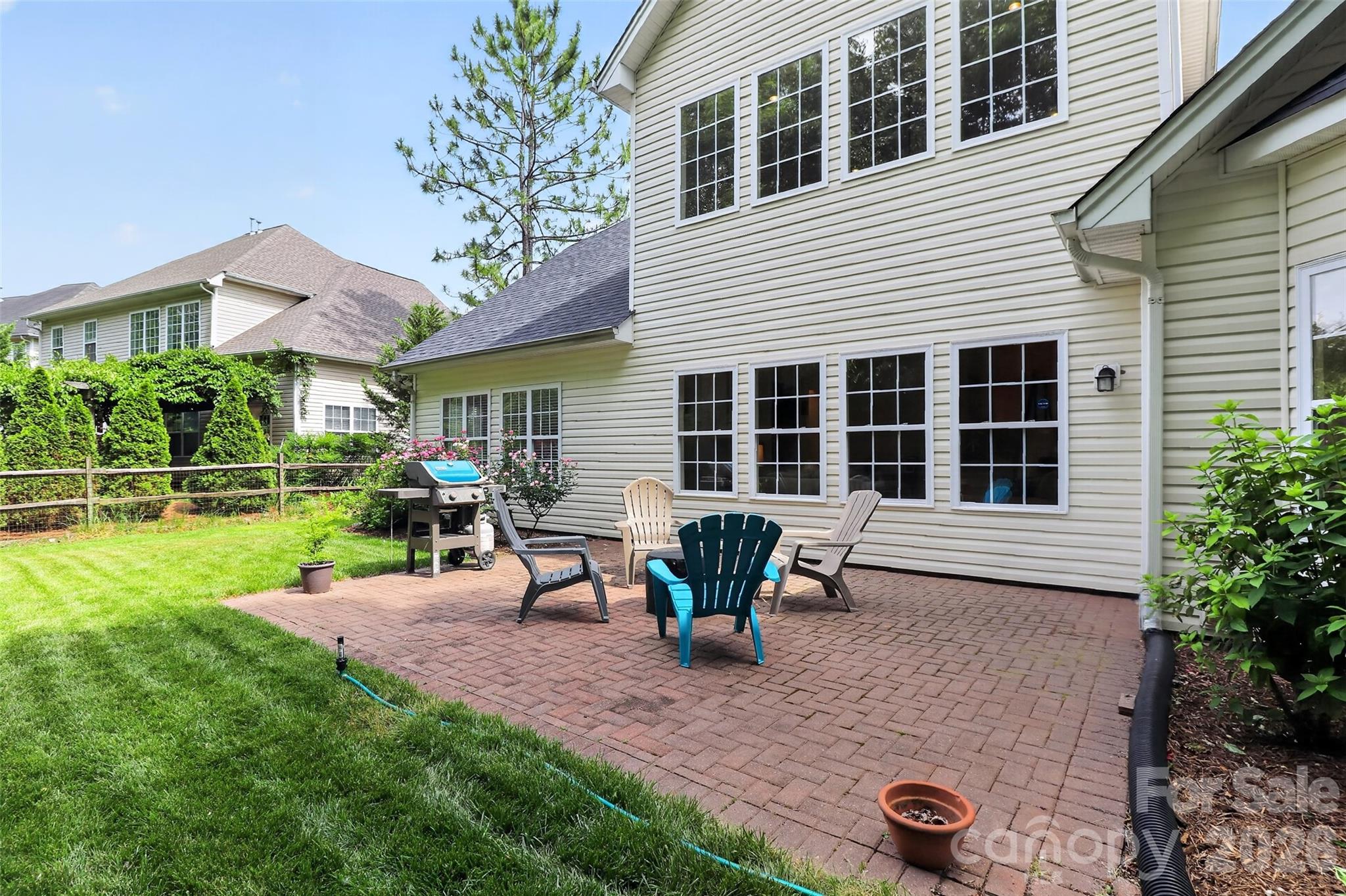 10713 Huntington Meadow Lane — Charlotte