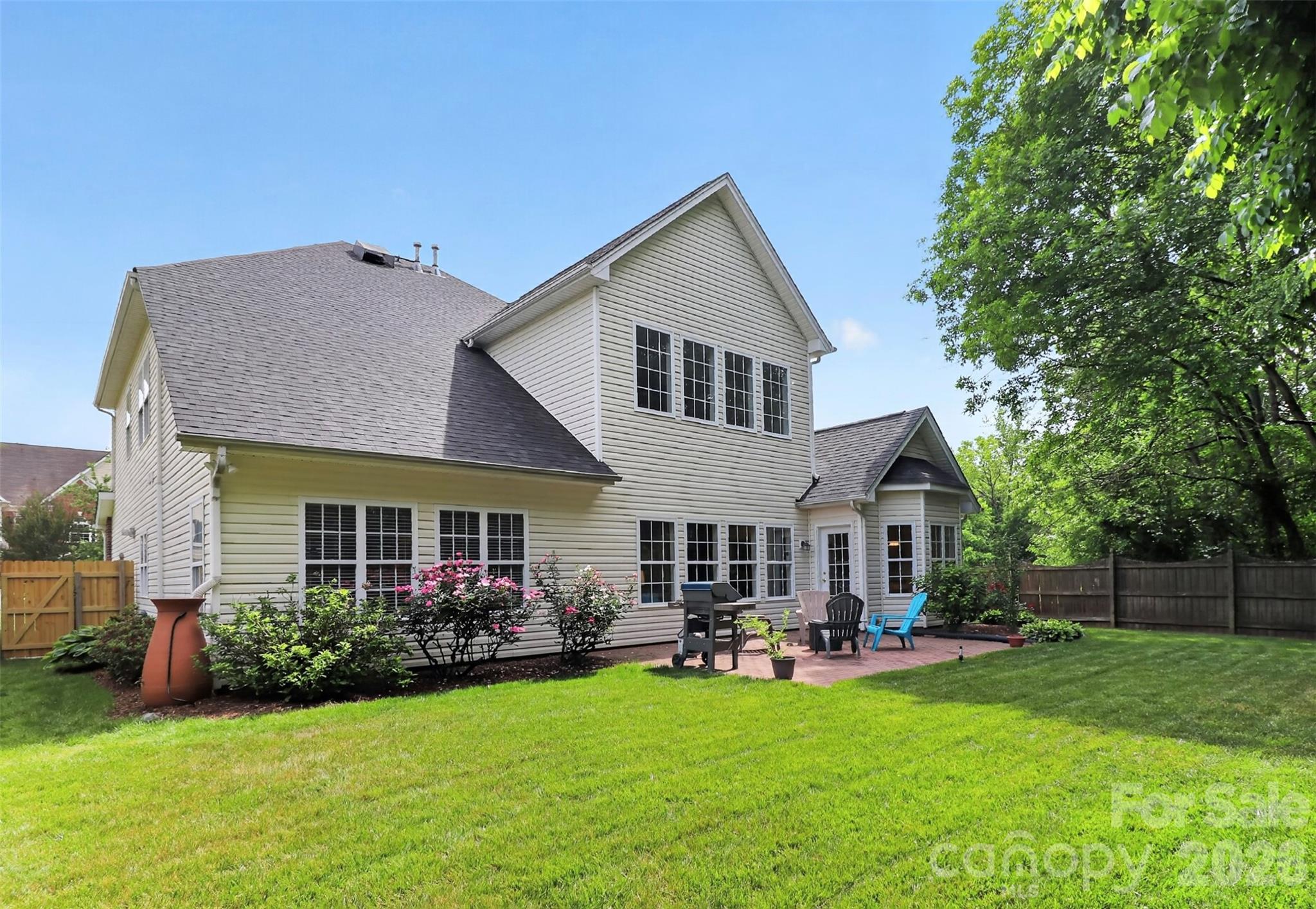10713 Huntington Meadow Lane — Charlotte