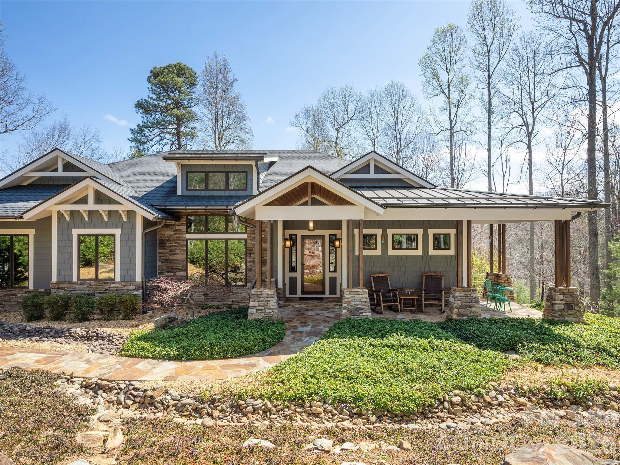 72 Dusky Court — Hendersonville