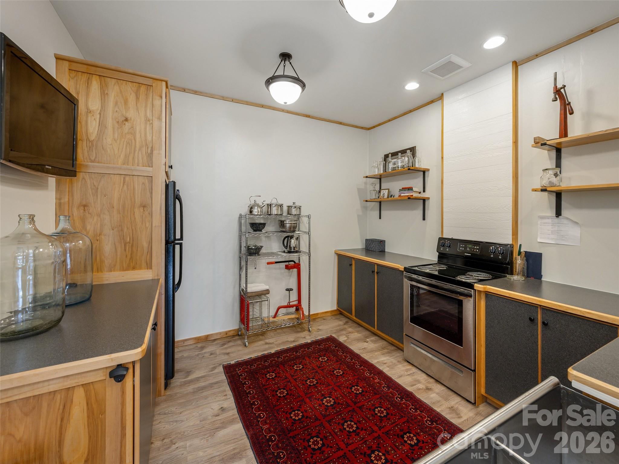 72 Dusky Court — Hendersonville