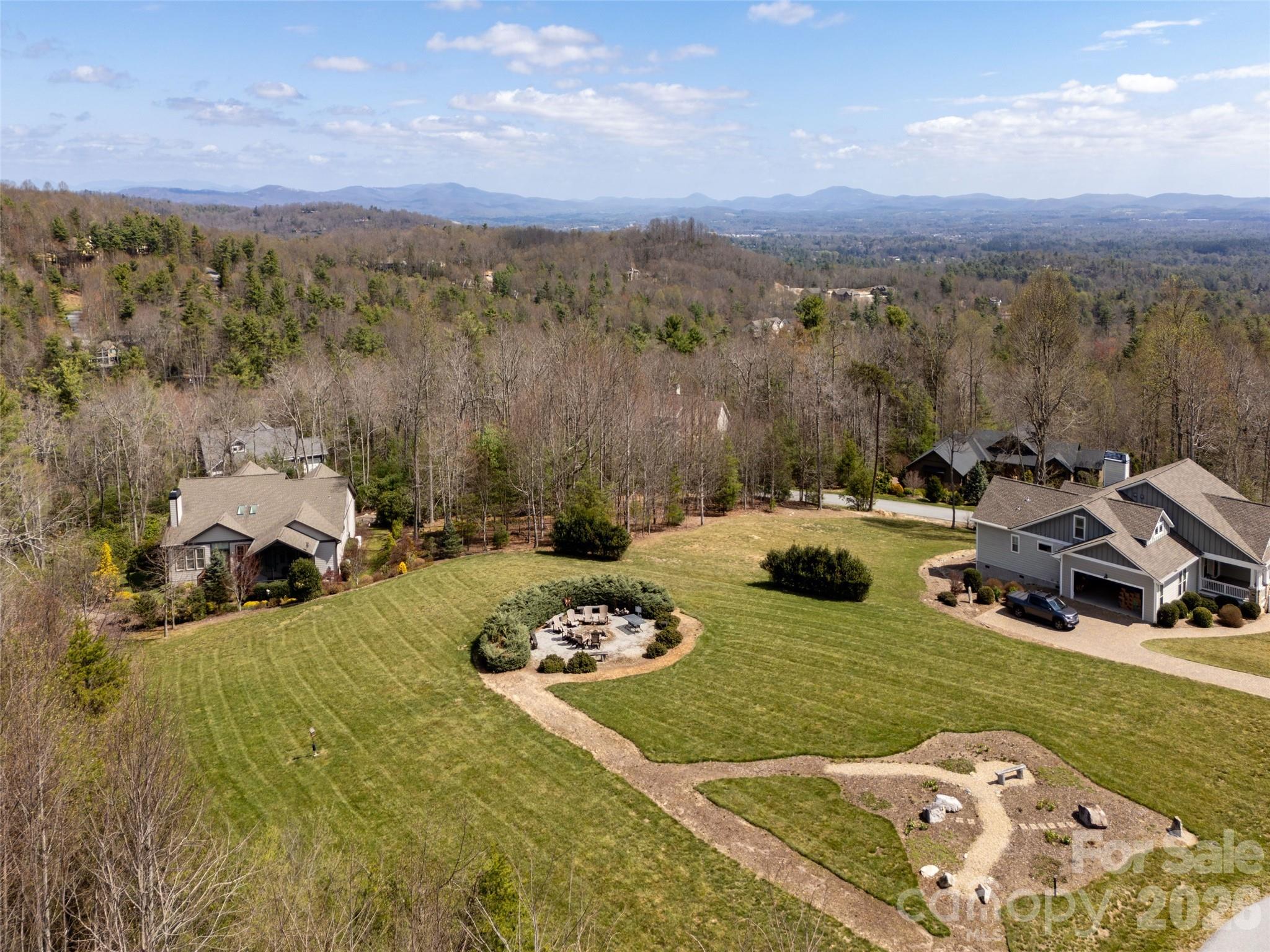 72 Dusky Court — Hendersonville