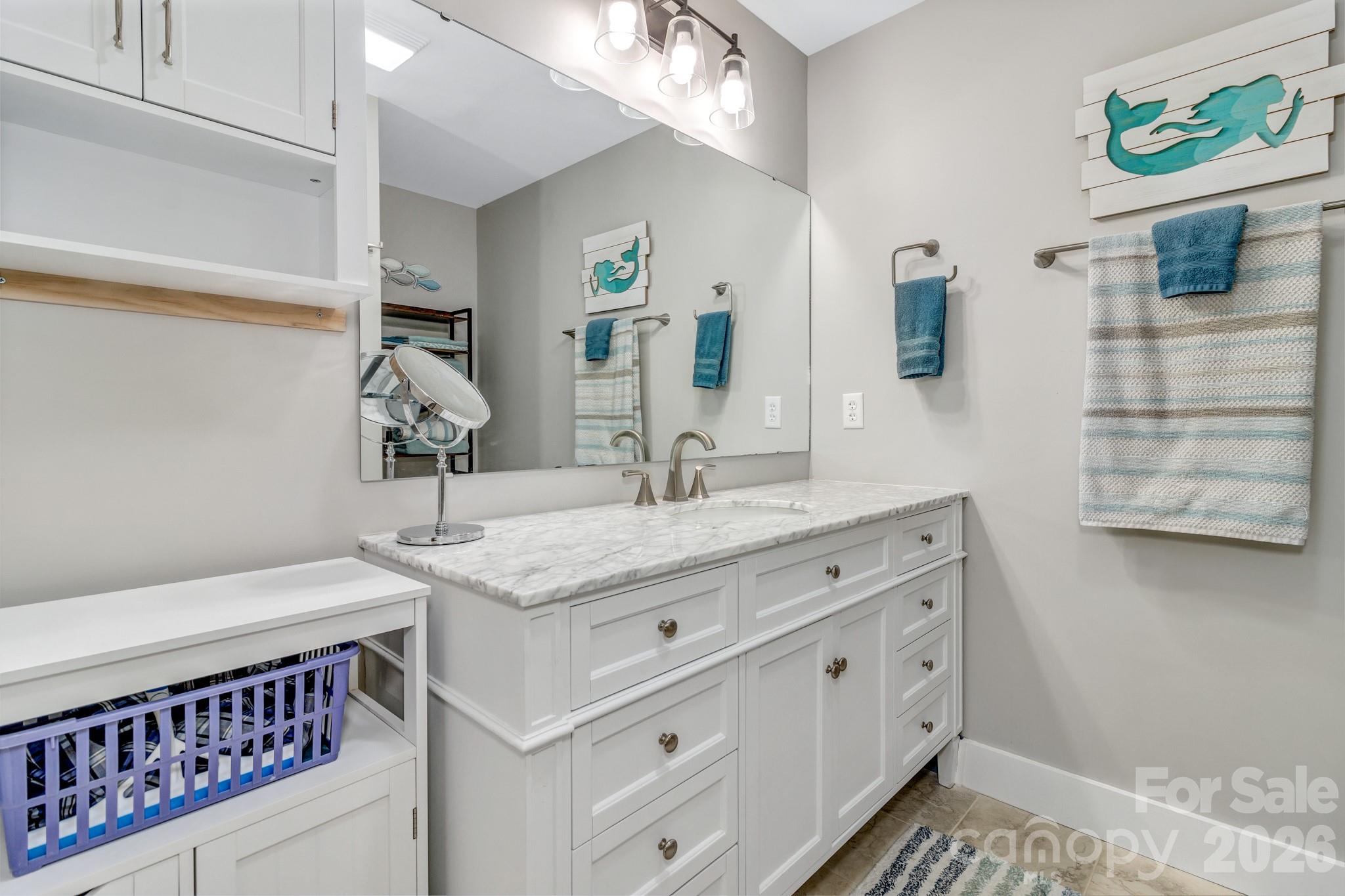 116 Northbend Drive — Asheville
