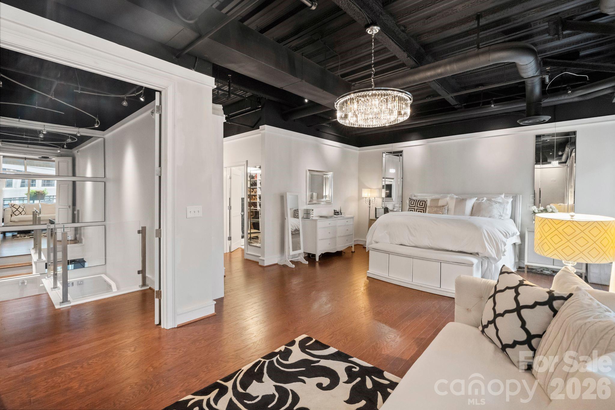 400 N Church Street #213 — Charlotte