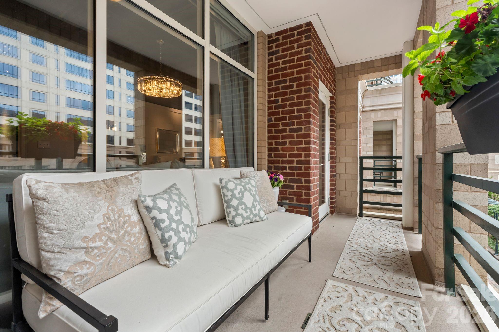 400 N Church Street #213 — Charlotte
