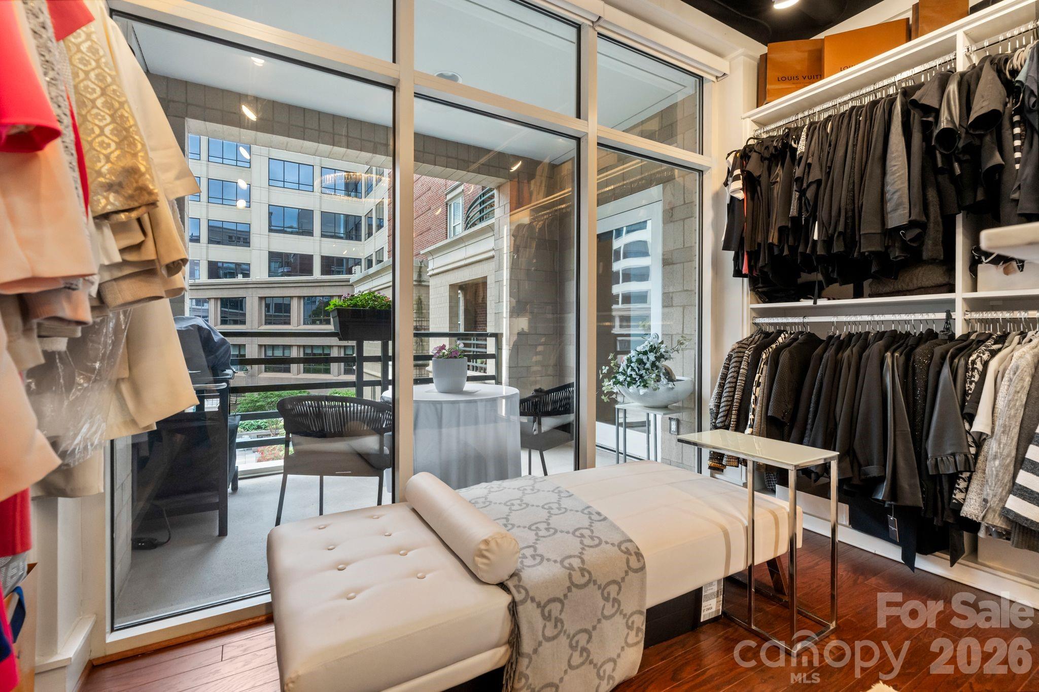 400 N Church Street #213 — Charlotte