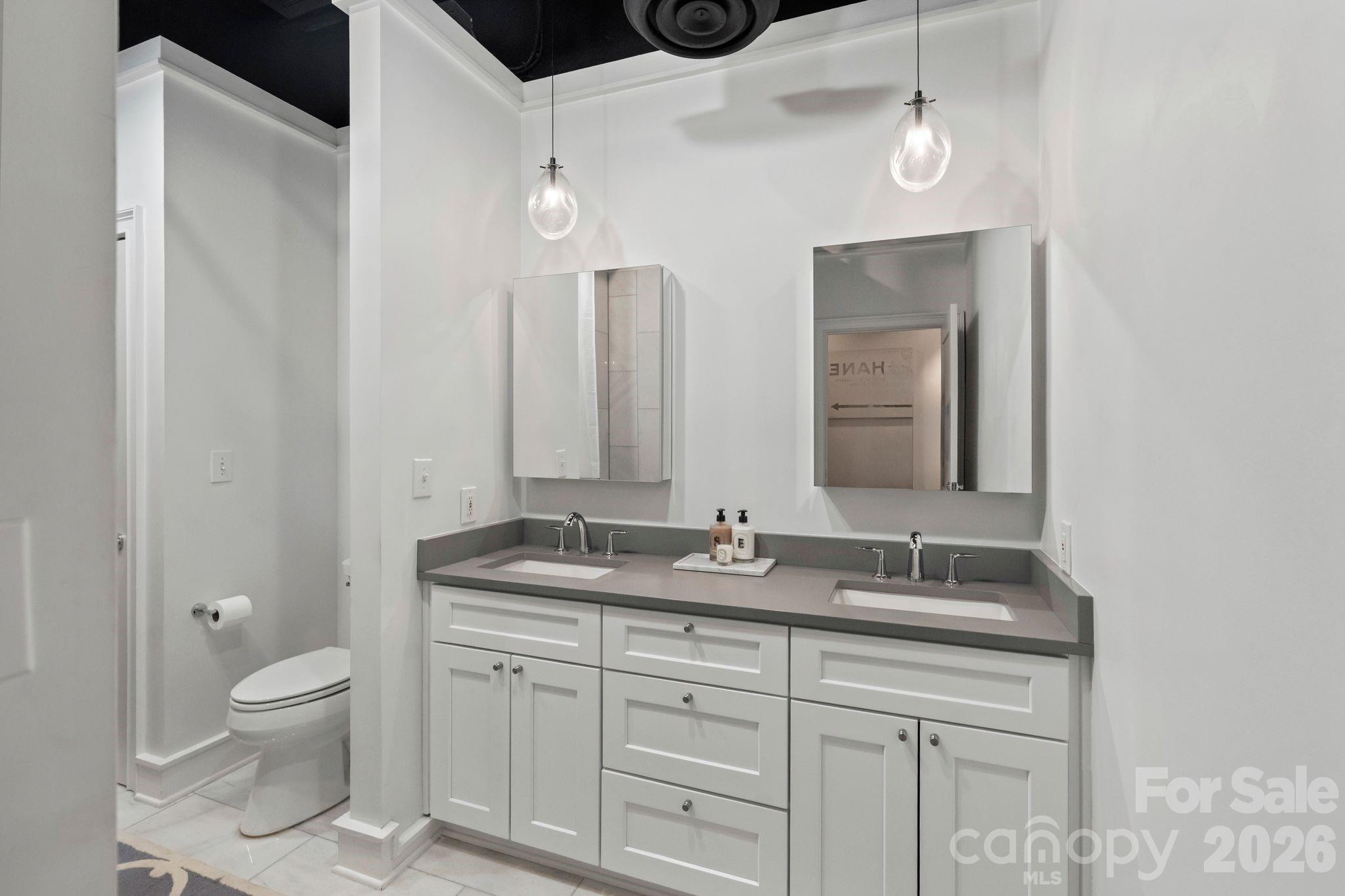 400 N Church Street #213 — Charlotte