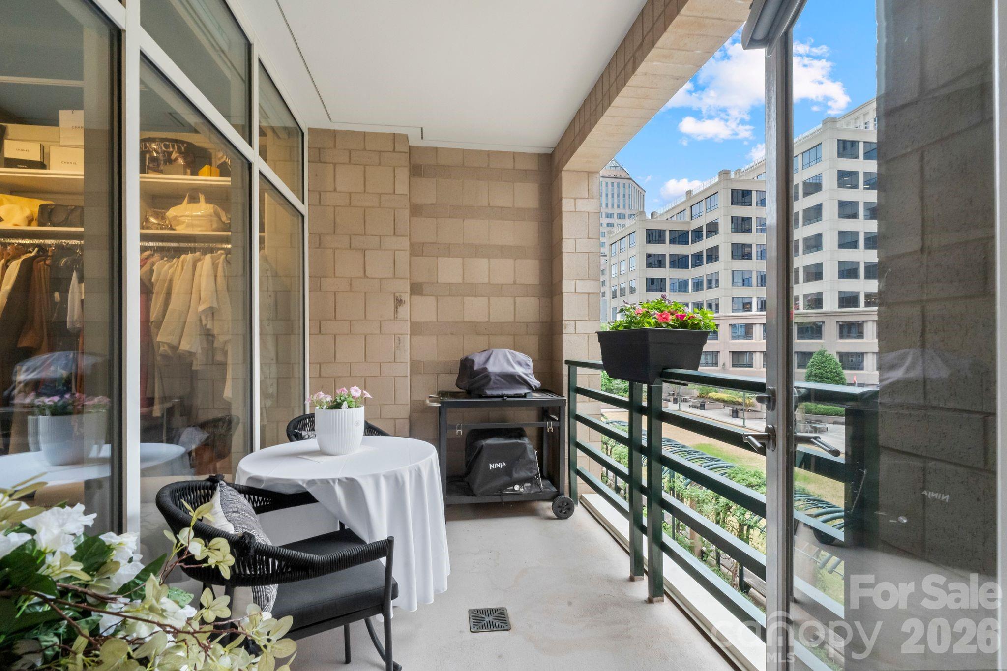 400 N Church Street #213 — Charlotte