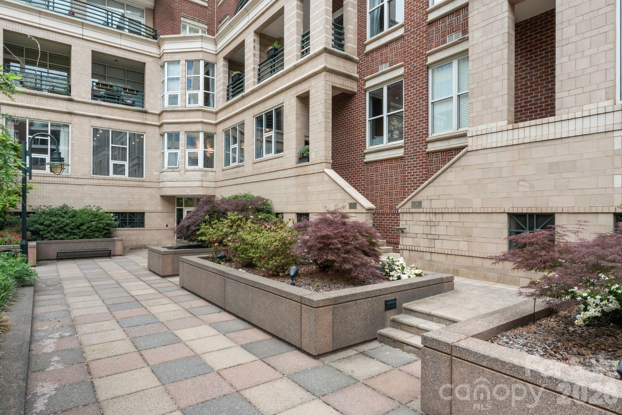 400 N Church Street #213 — Charlotte