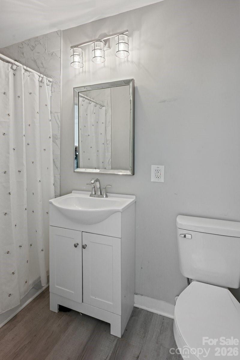 34438 Springdale Drive — New London