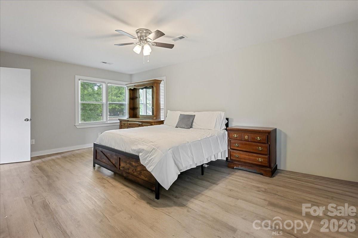 34438 Springdale Drive — New London