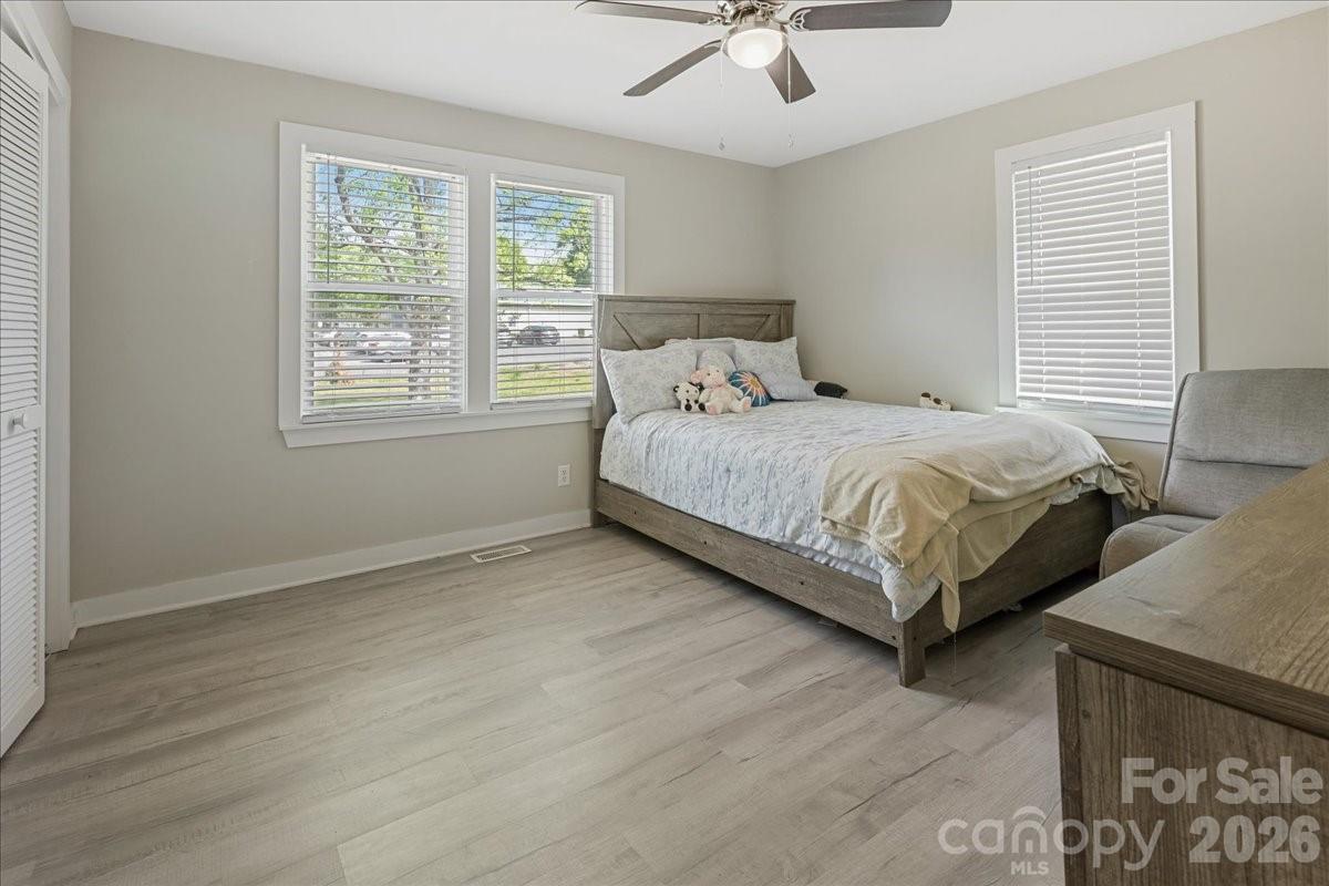 34438 Springdale Drive — New London