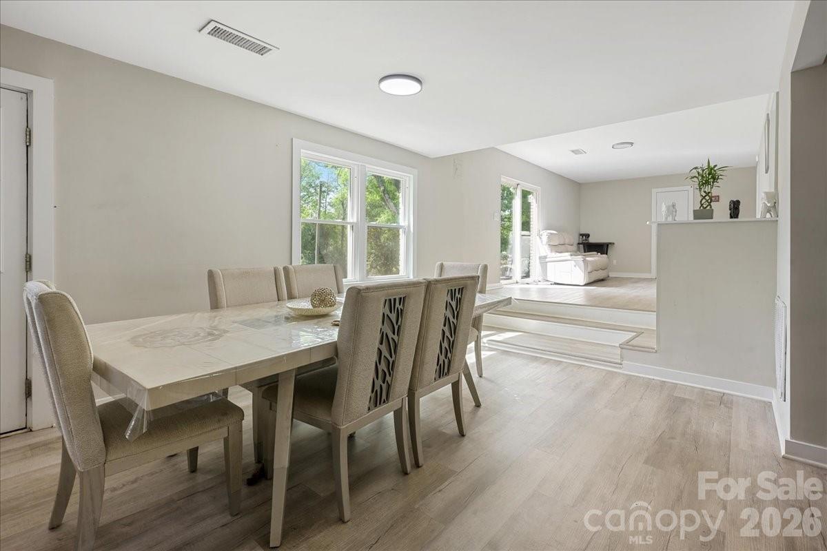 34438 Springdale Drive — New London