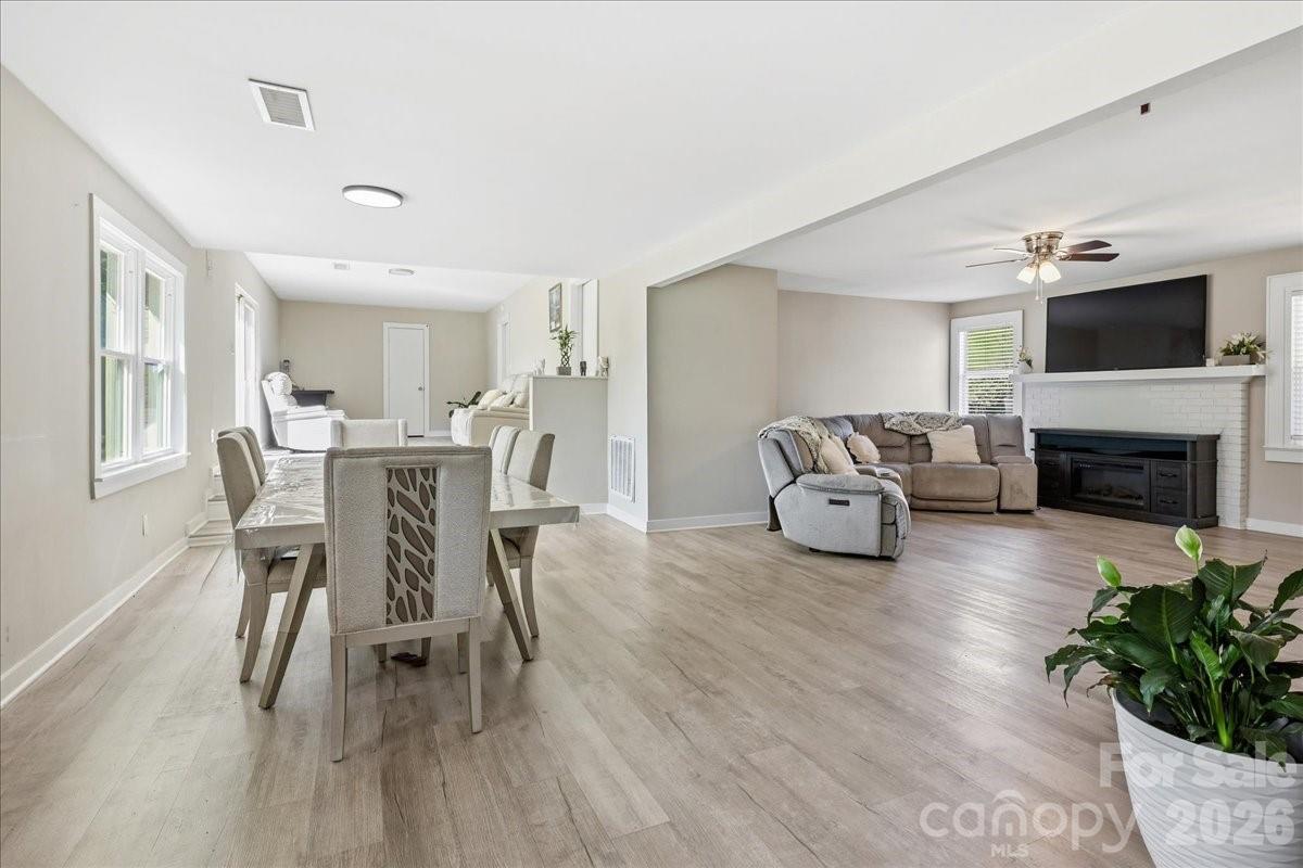 34438 Springdale Drive — New London