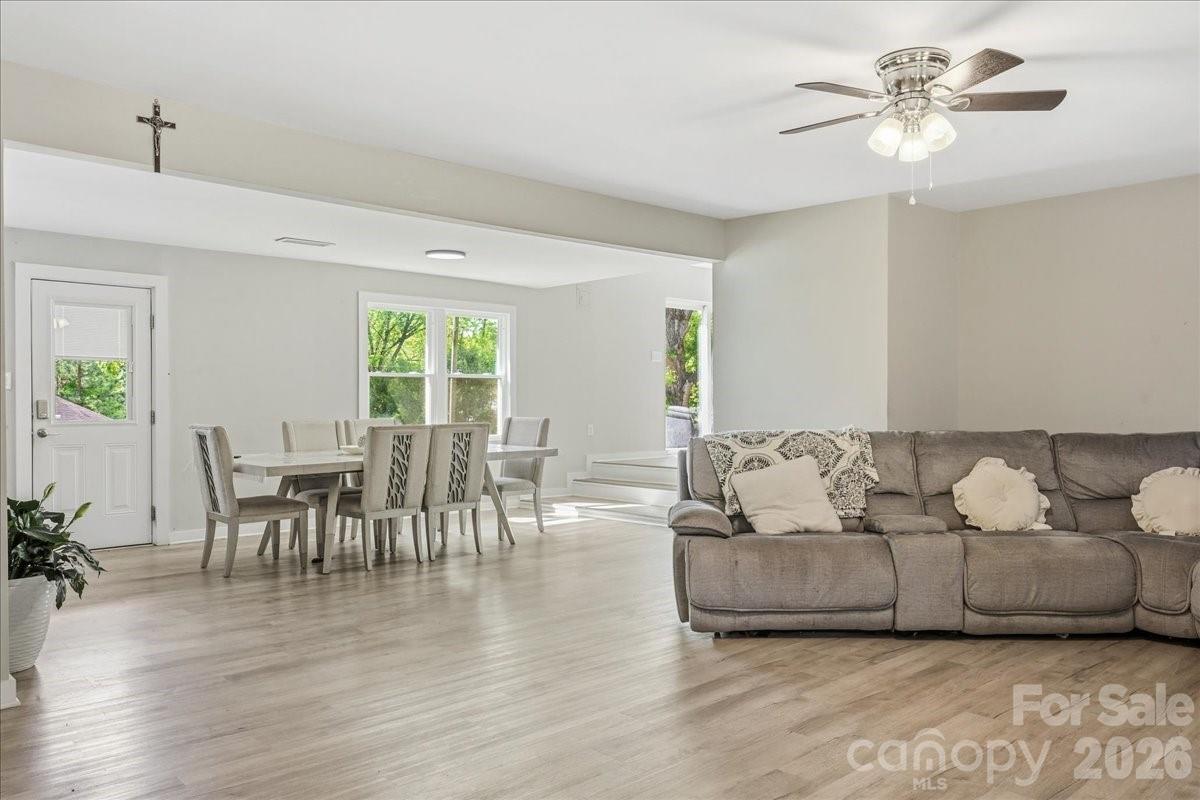 34438 Springdale Drive — New London