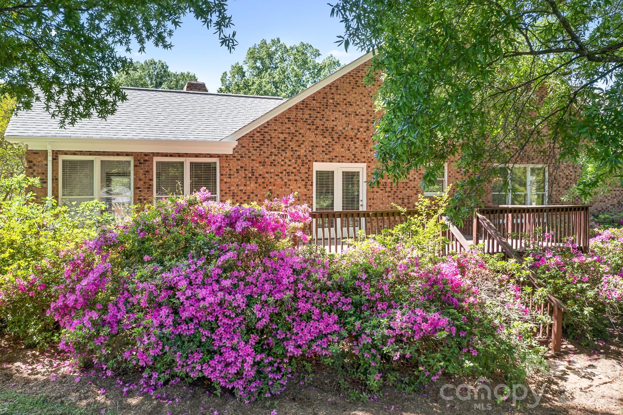 11690 Bain School Road — Mint Hill