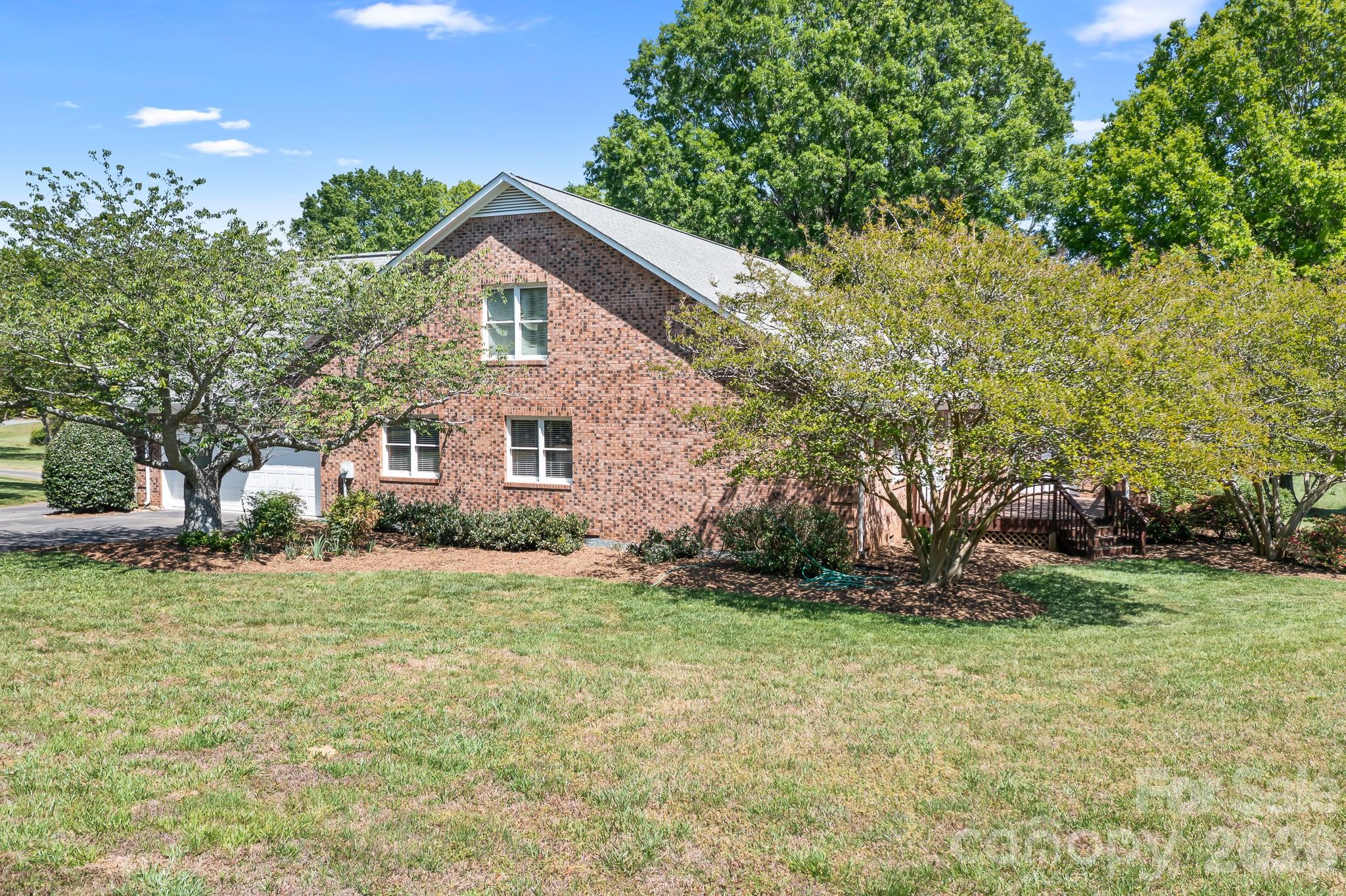11690 Bain School Road — Mint Hill