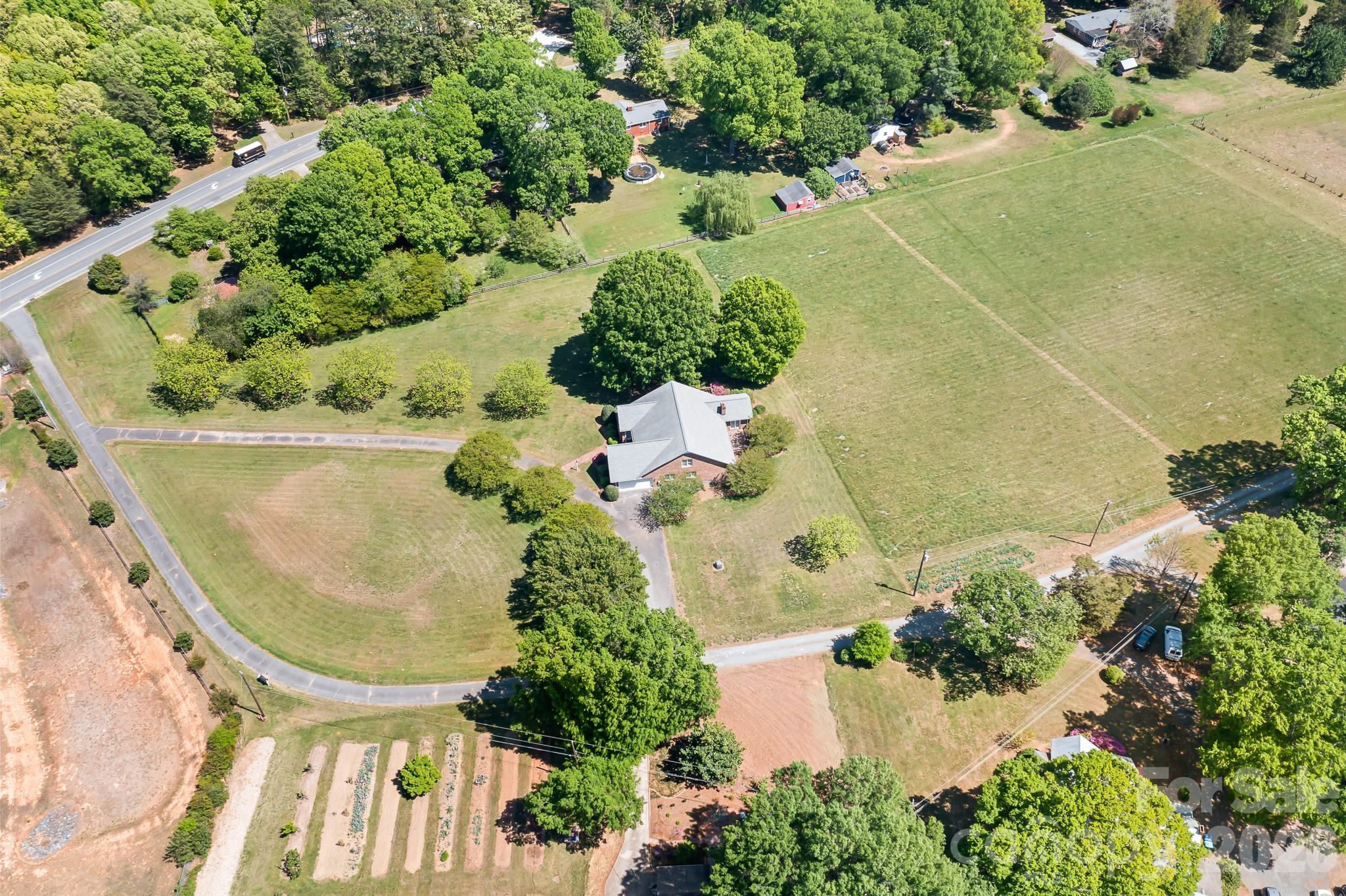 11690 Bain School Road — Mint Hill