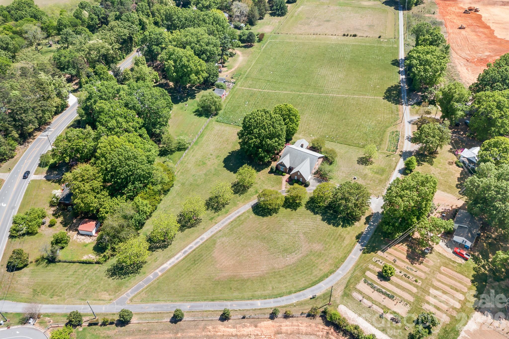 11690 Bain School Road — Mint Hill