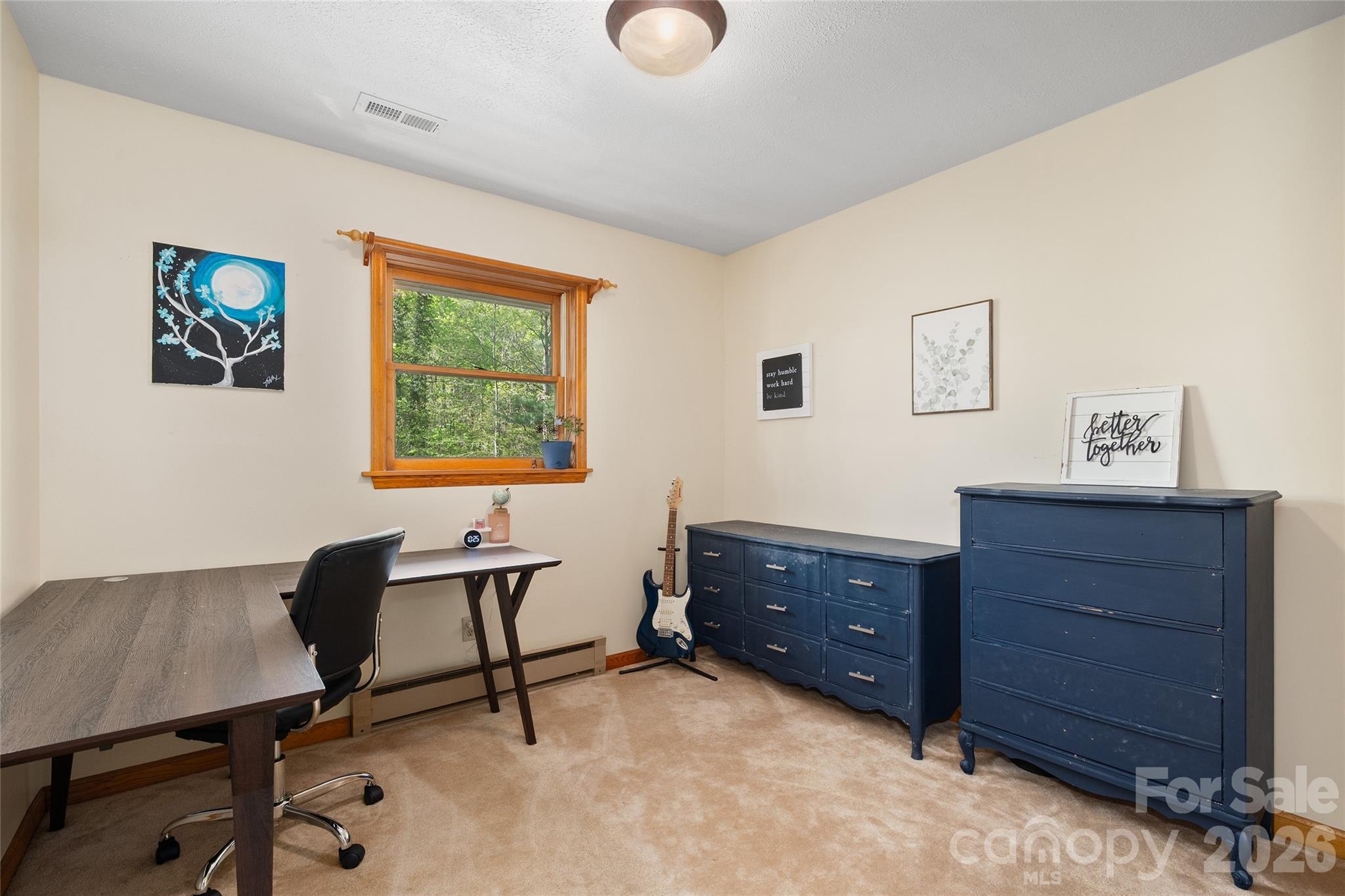 84 Chisholm Street — Saluda