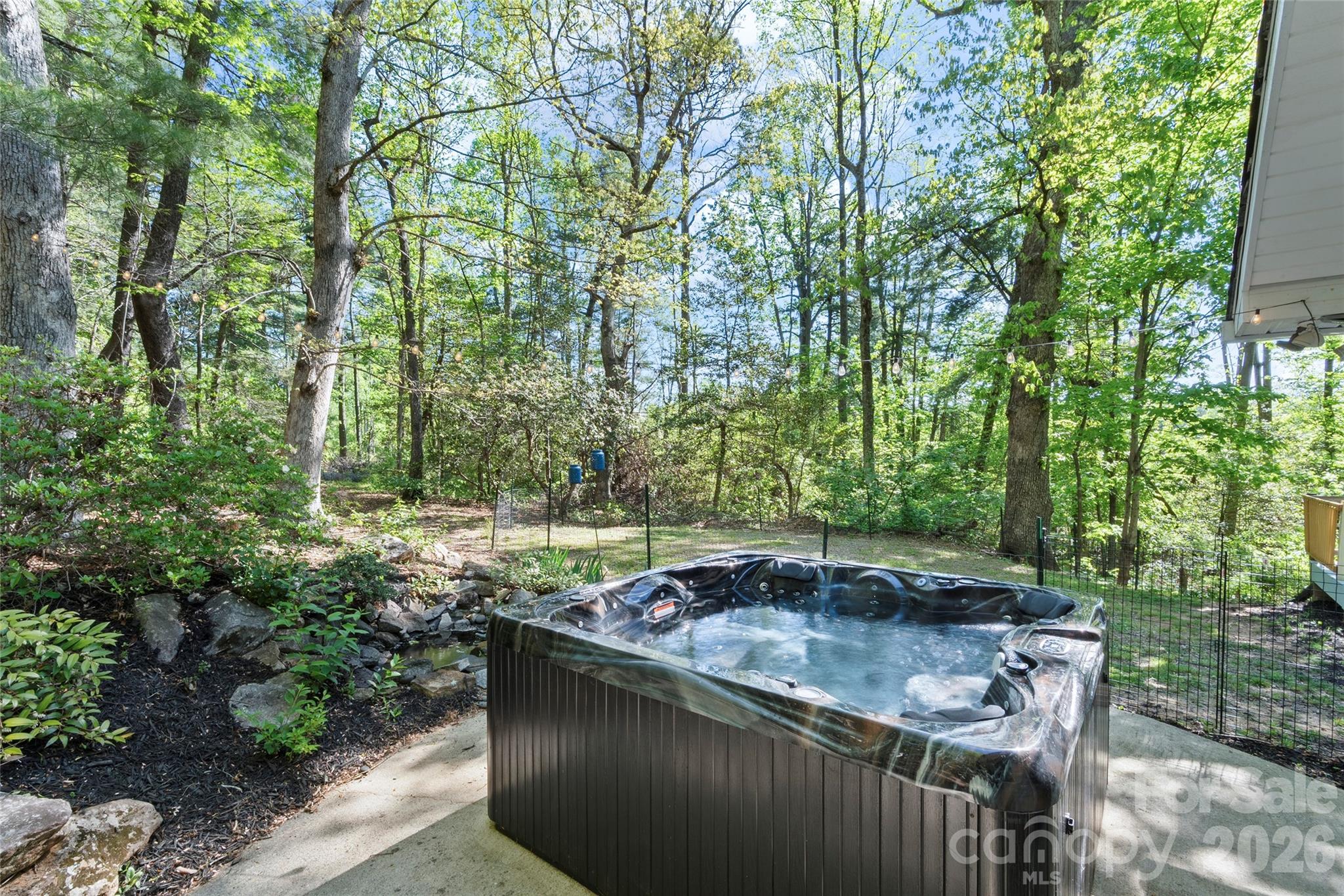 84 Chisholm Street — Saluda