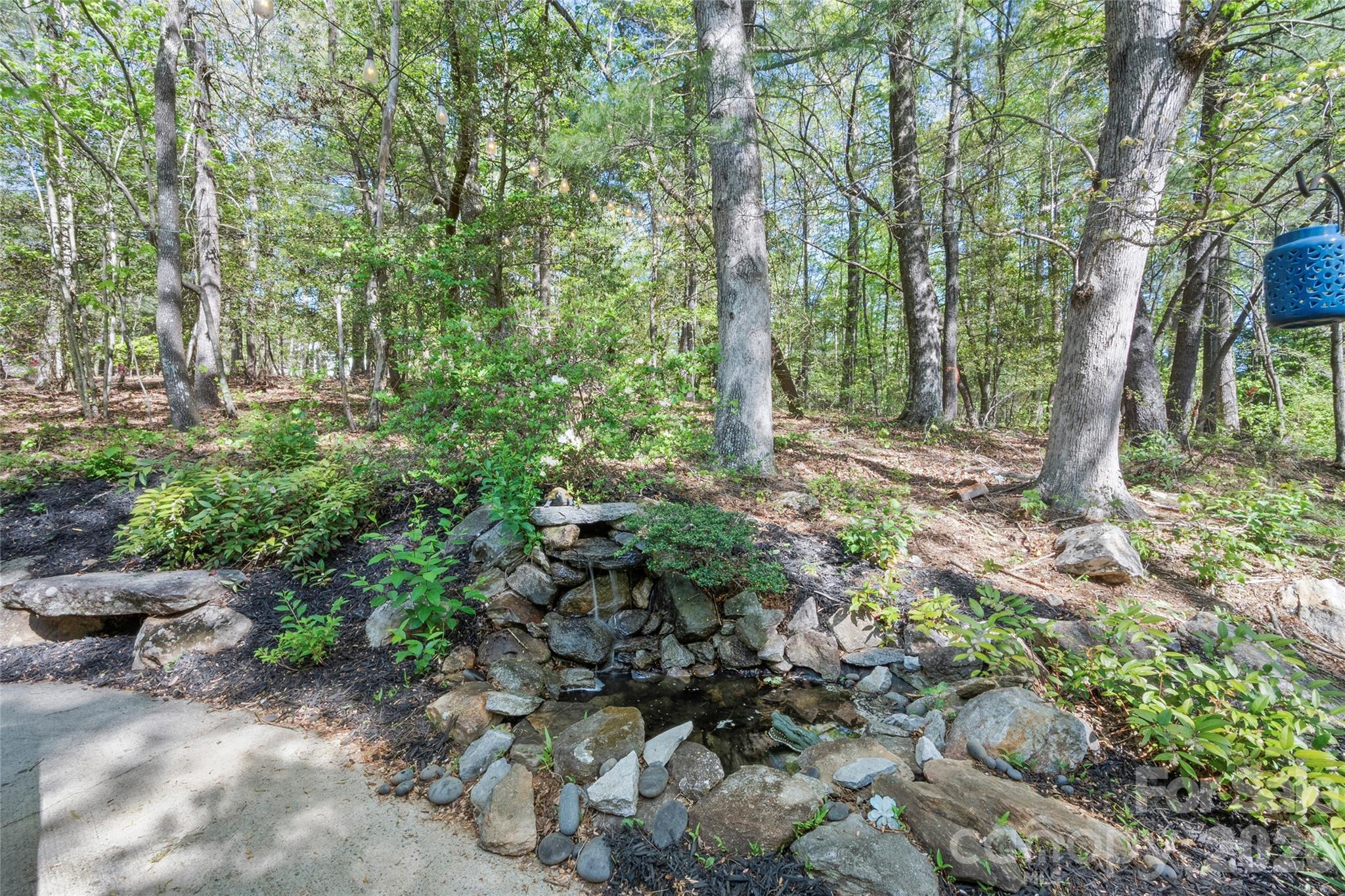 84 Chisholm Street — Saluda