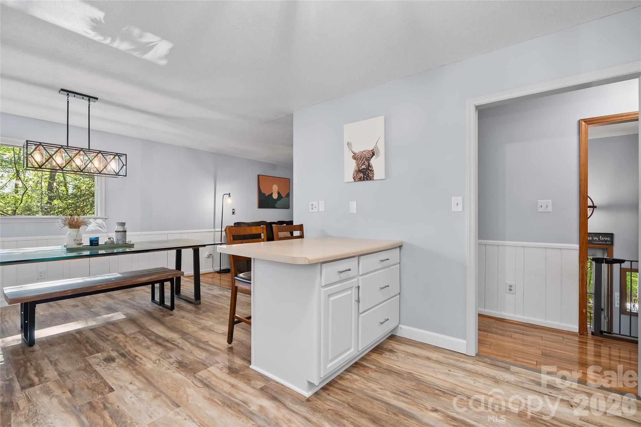 84 Chisholm Street — Saluda