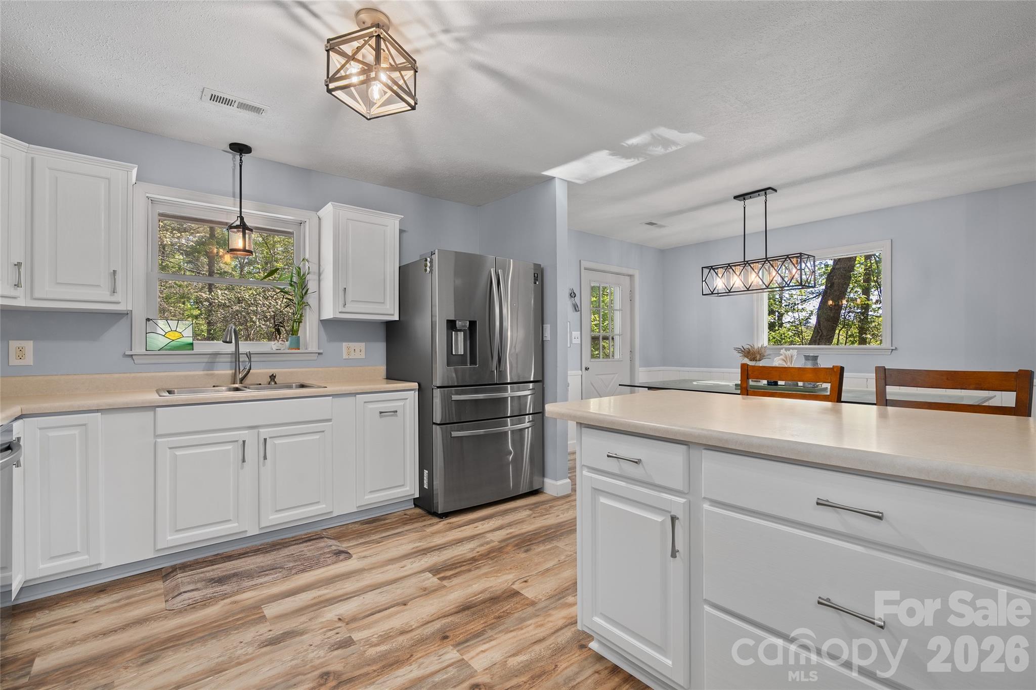 84 Chisholm Street — Saluda