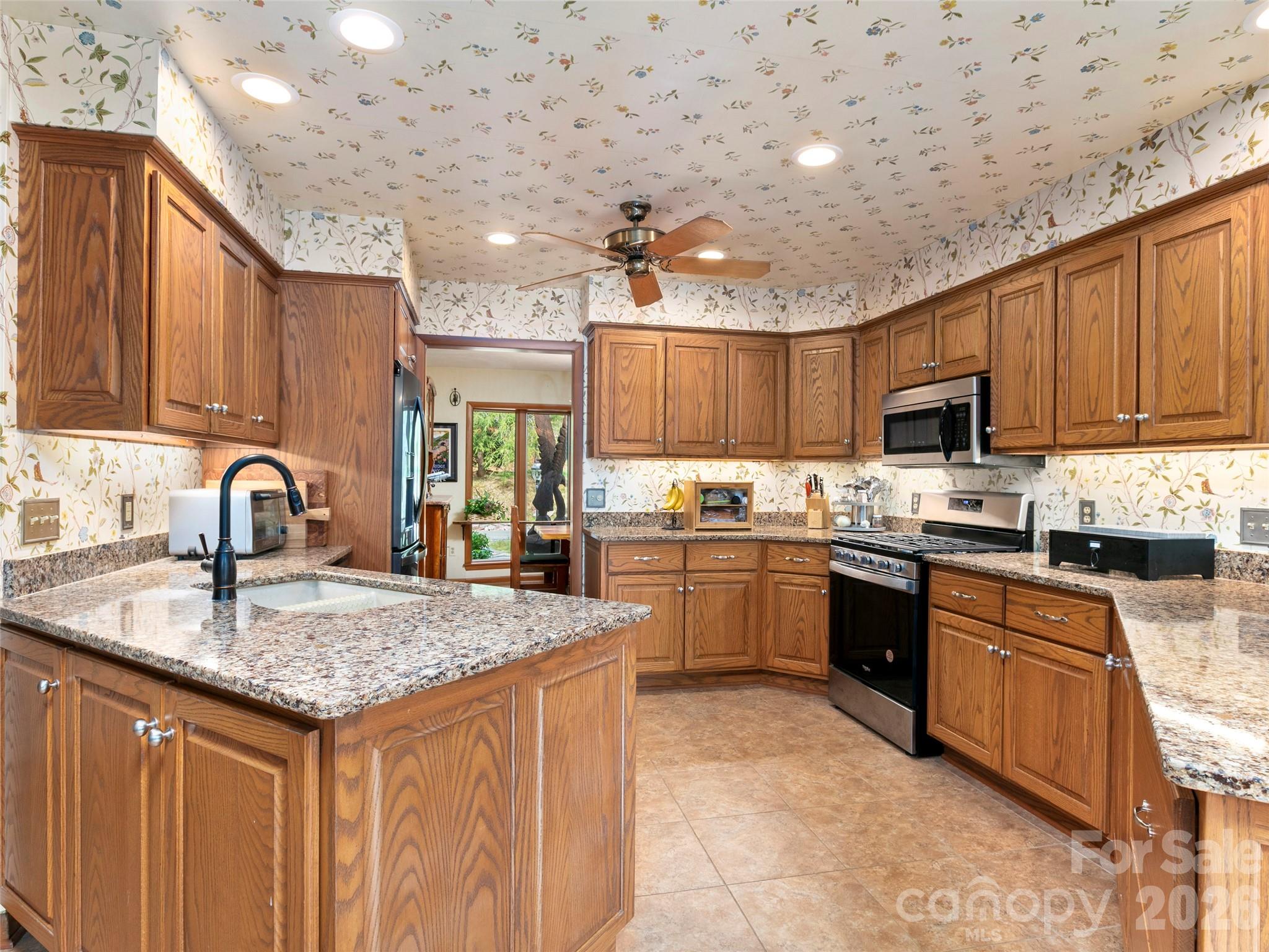 37 Hamilton Drive — Hendersonville