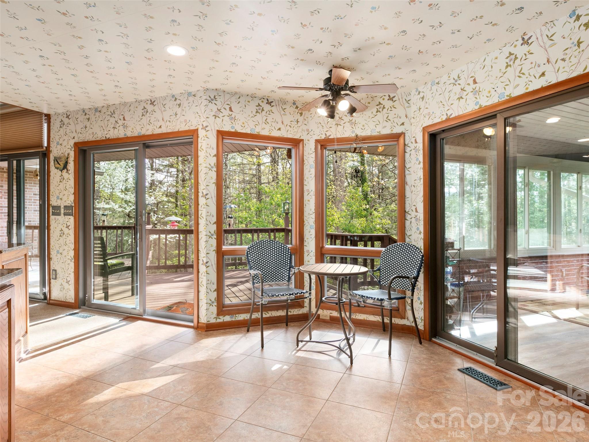 37 Hamilton Drive — Hendersonville