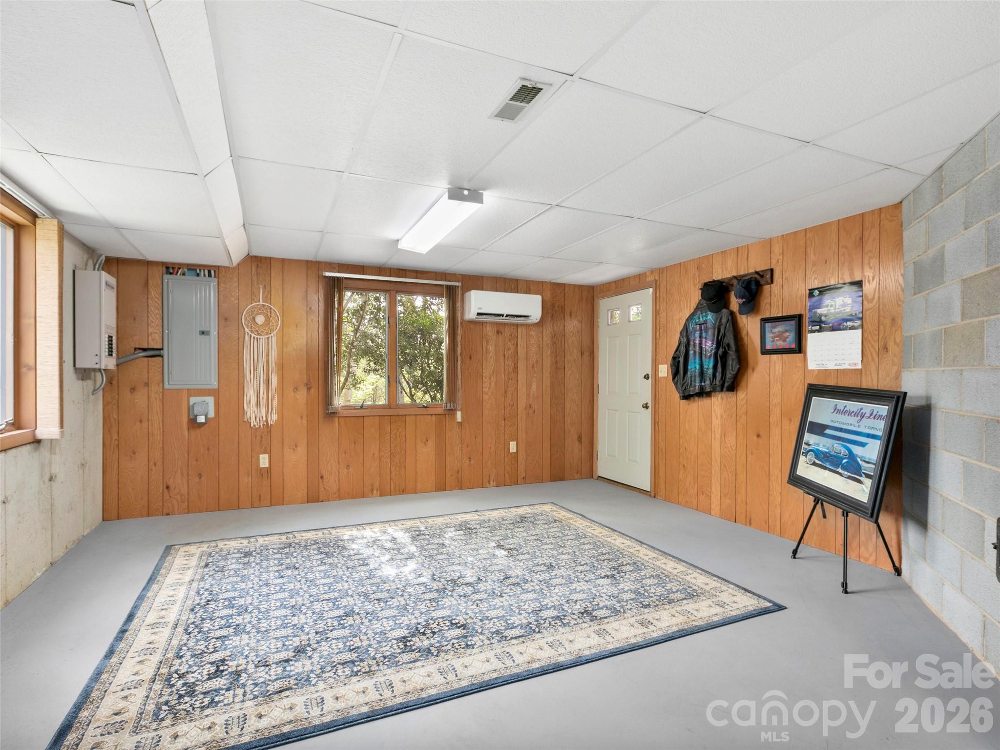 37 Hamilton Drive — Hendersonville