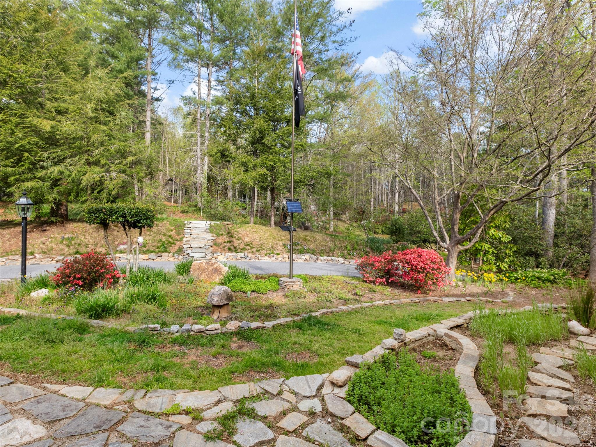 37 Hamilton Drive — Hendersonville