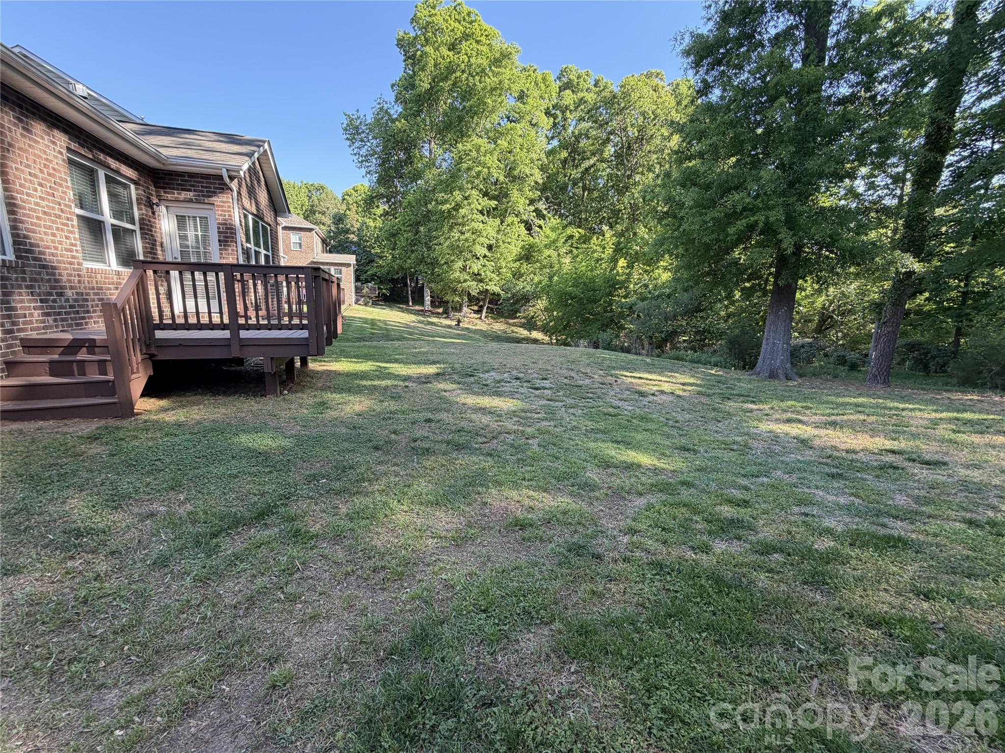 10313 Woodview Circle — Charlotte